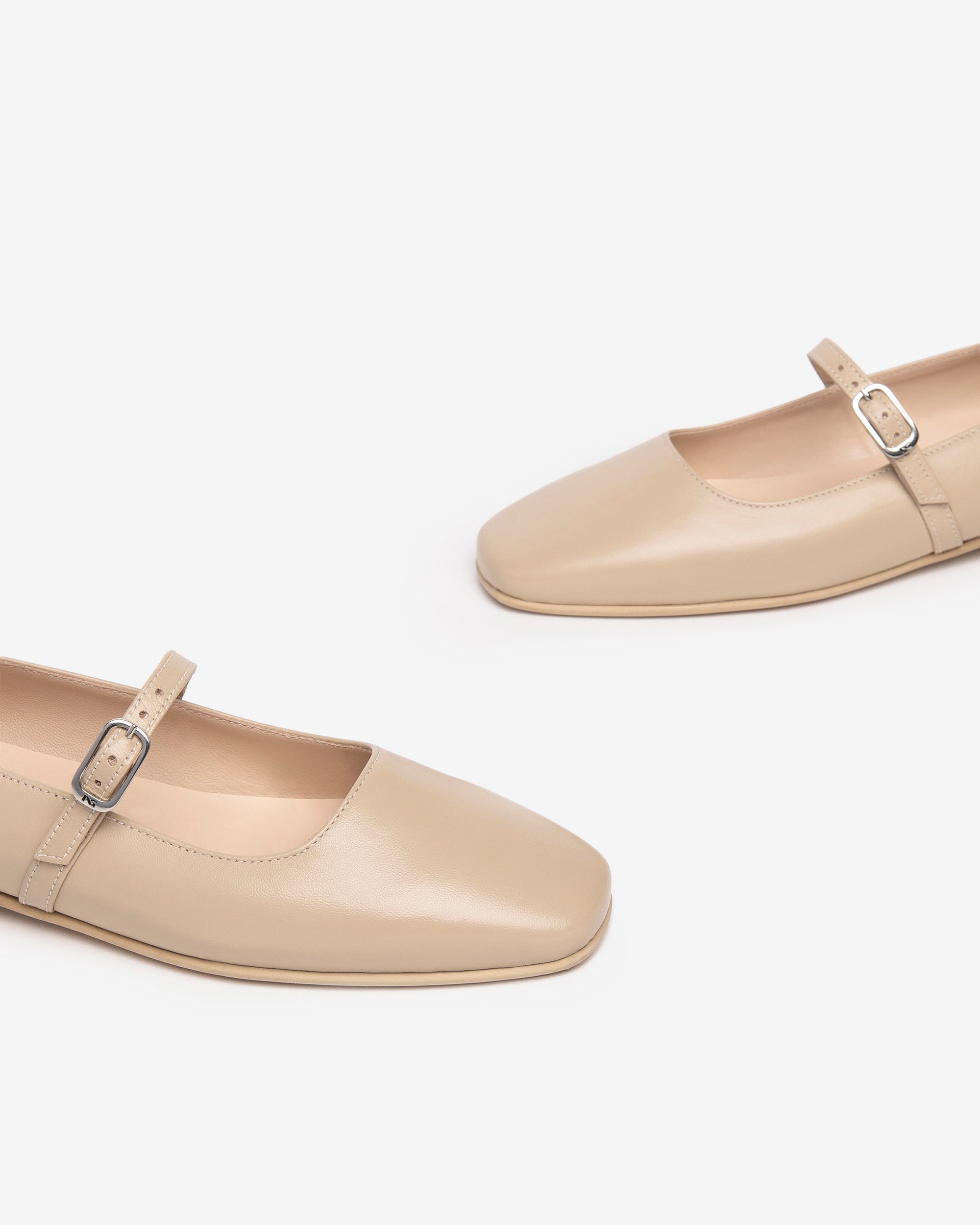 Nerogiardini Mocassins Femme Cuir Minimaliste 38