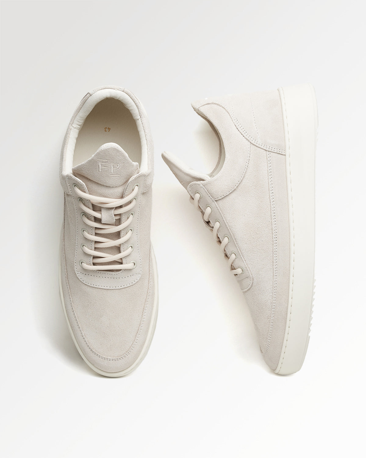 Filling Pieces Low Top Suede Organic baskets blanc cassé suède