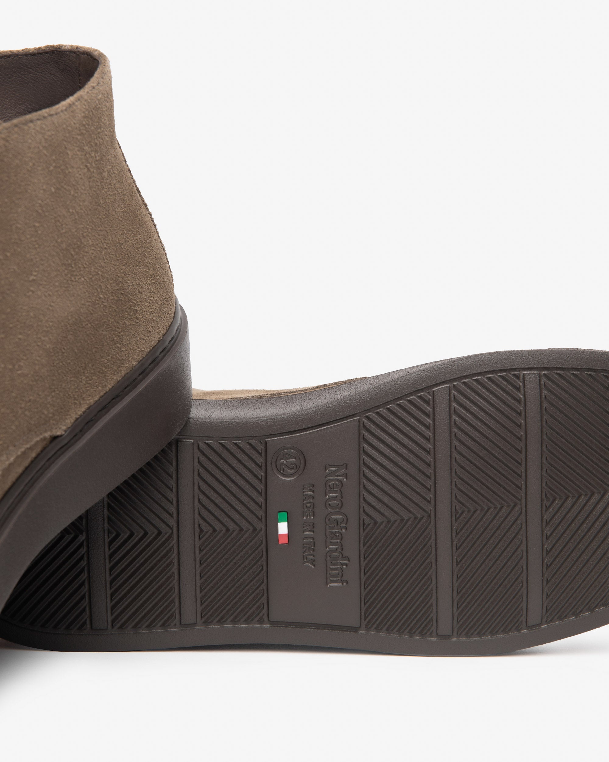 NeroGiardini Bottes Homme Boots Daim Chukka Lacets 42
