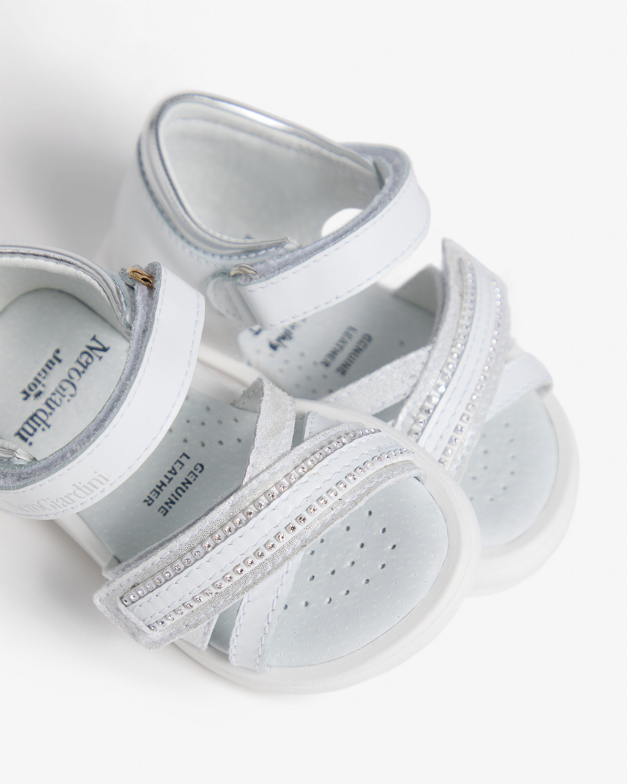 NeroGiardini Sandales Junior Fille Cuir Légères 19-24