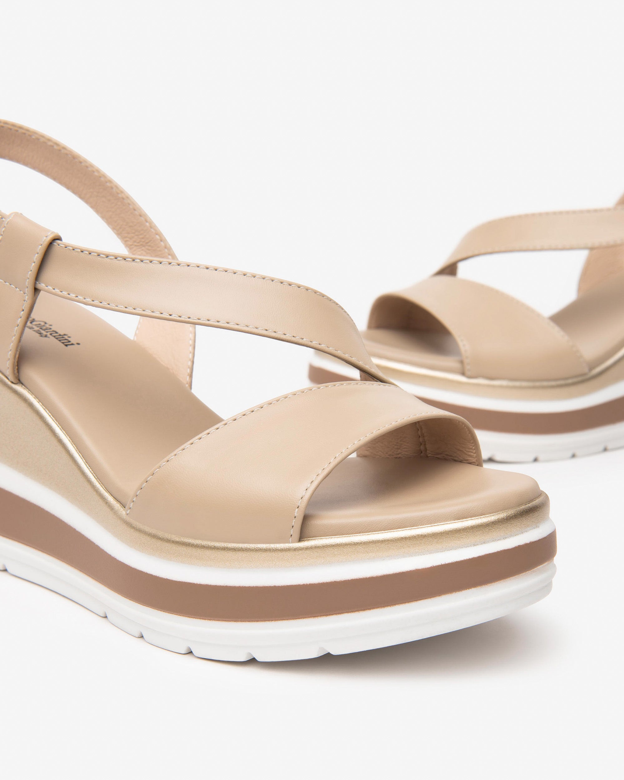 Nerogiardini Sandales Femme Cuir Confort Été