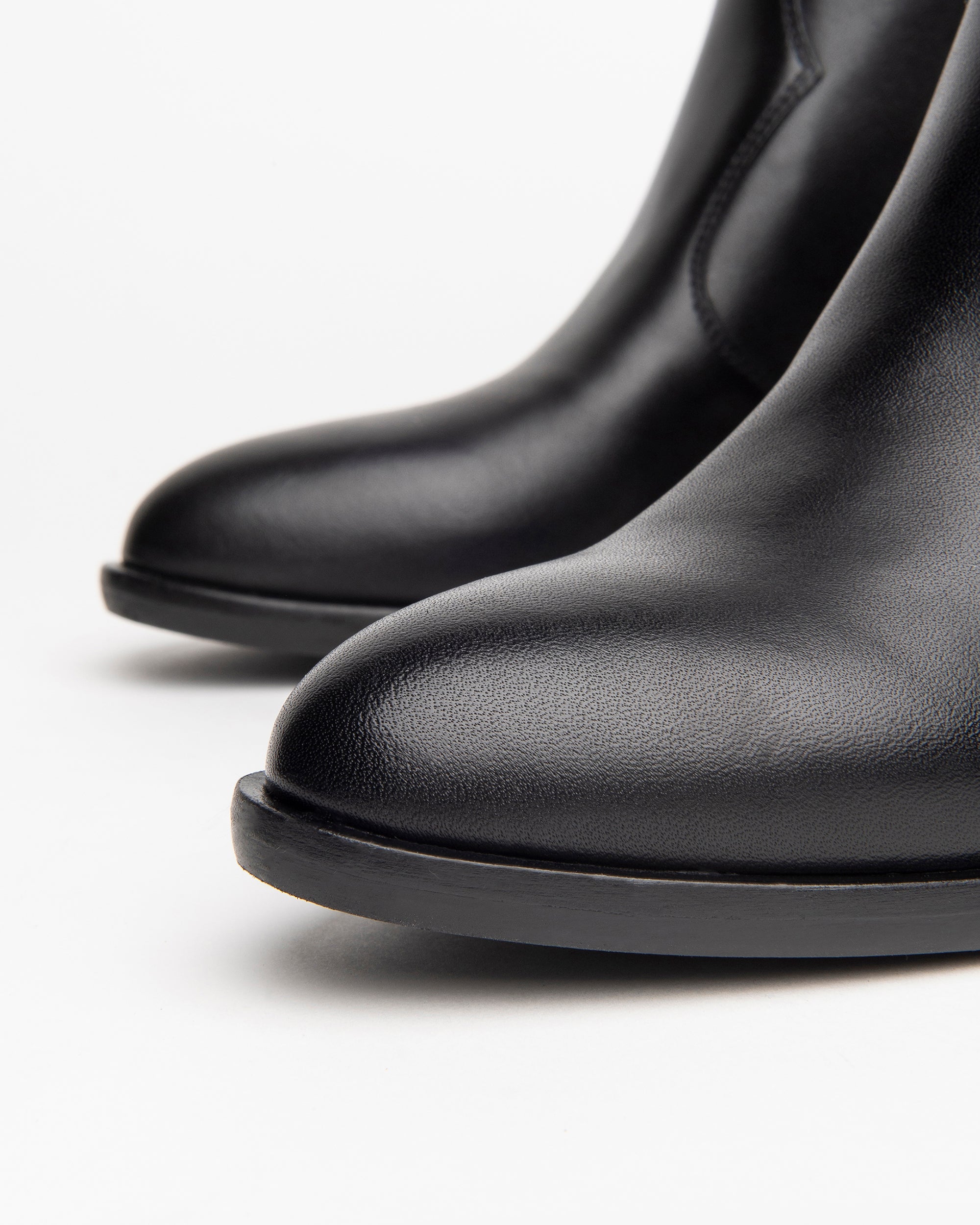 Nerogiardini Bottines Femme Cuir Texan Talon 4,5cm
