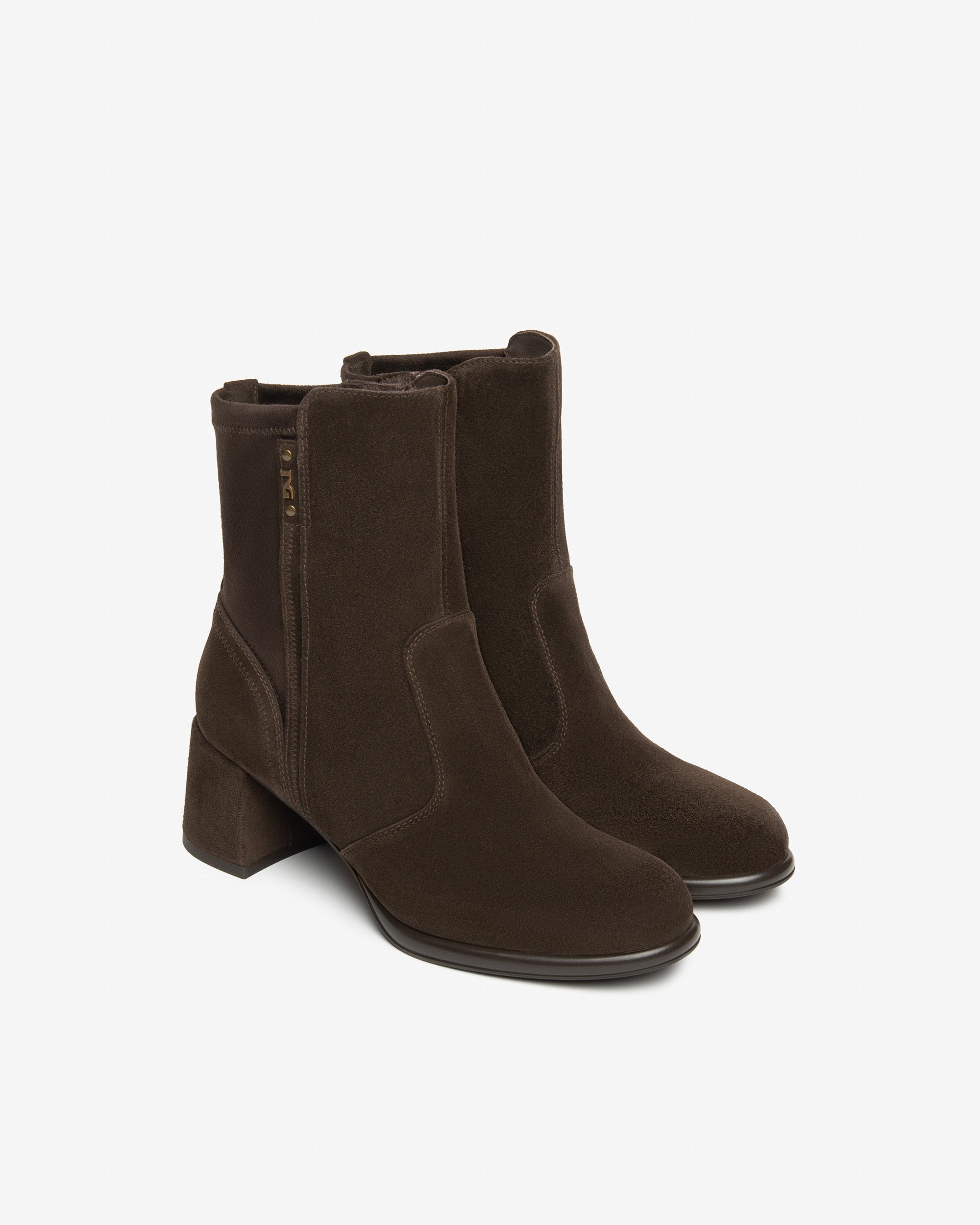NeroGiardini Bottines Femme Daim Technique Confort Ville