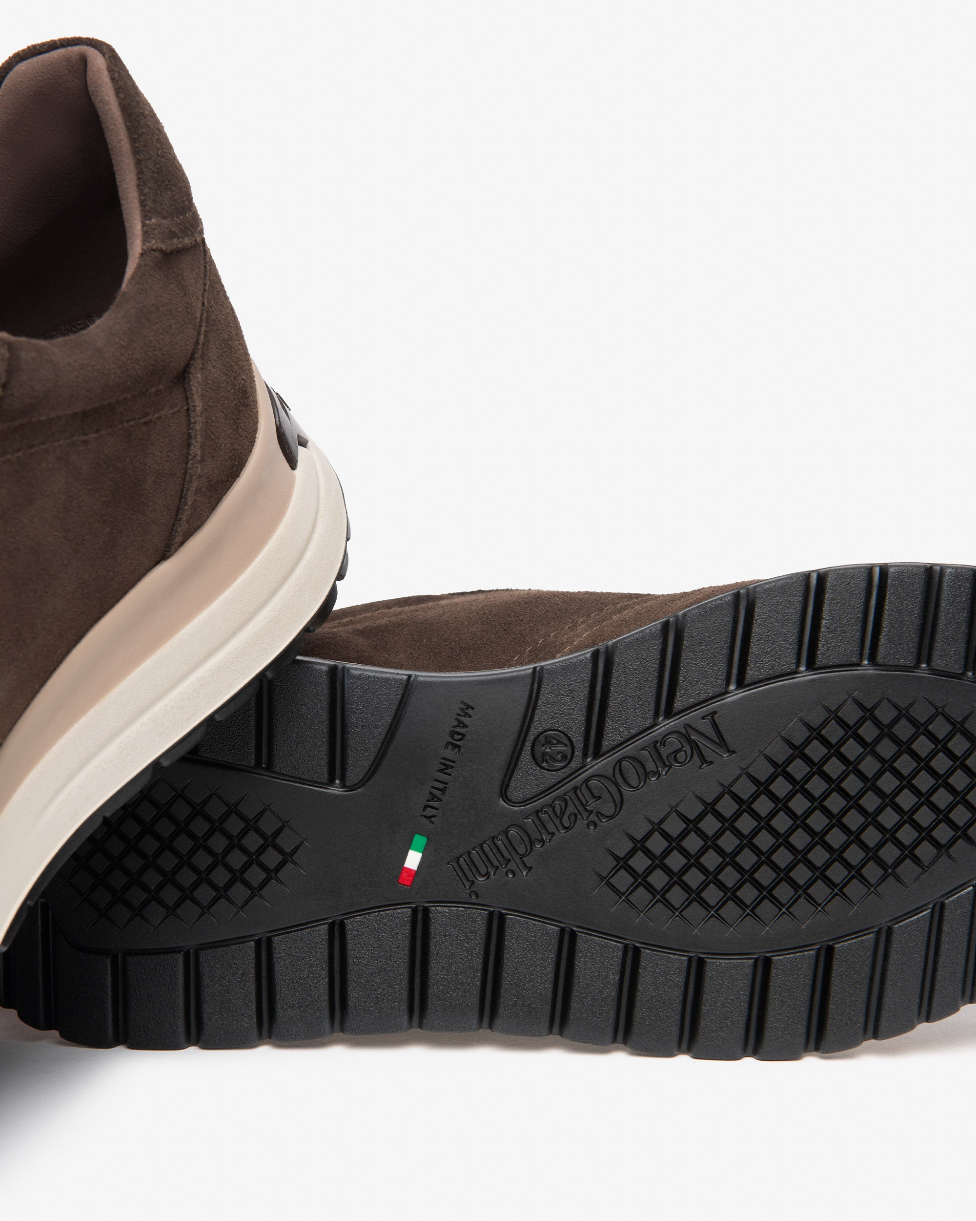 NeroGiardini Sneakers Homme Cuir Velours Semelle Caoutchouc