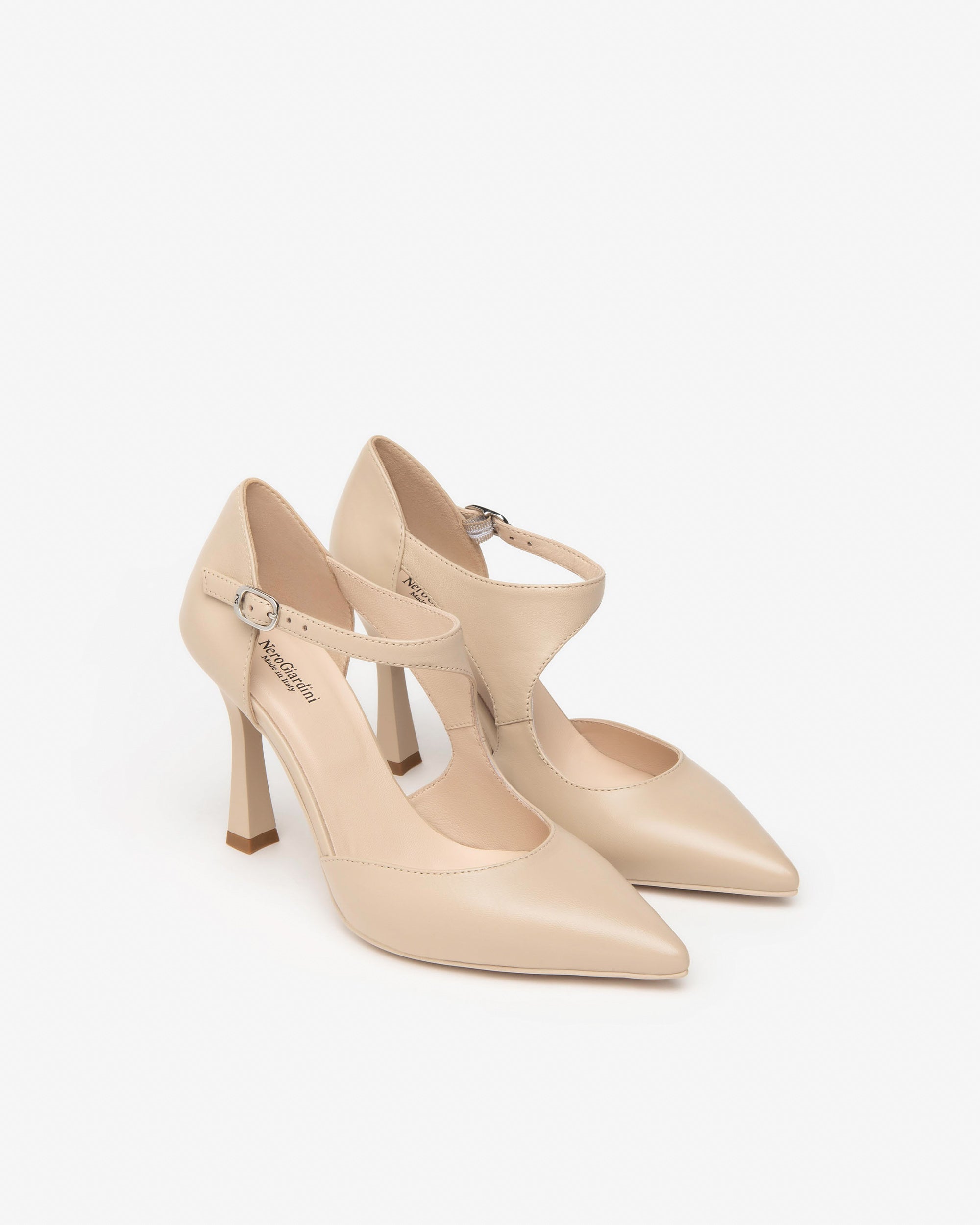 Nerogiardini Escarpins escarpins cuir femme premium