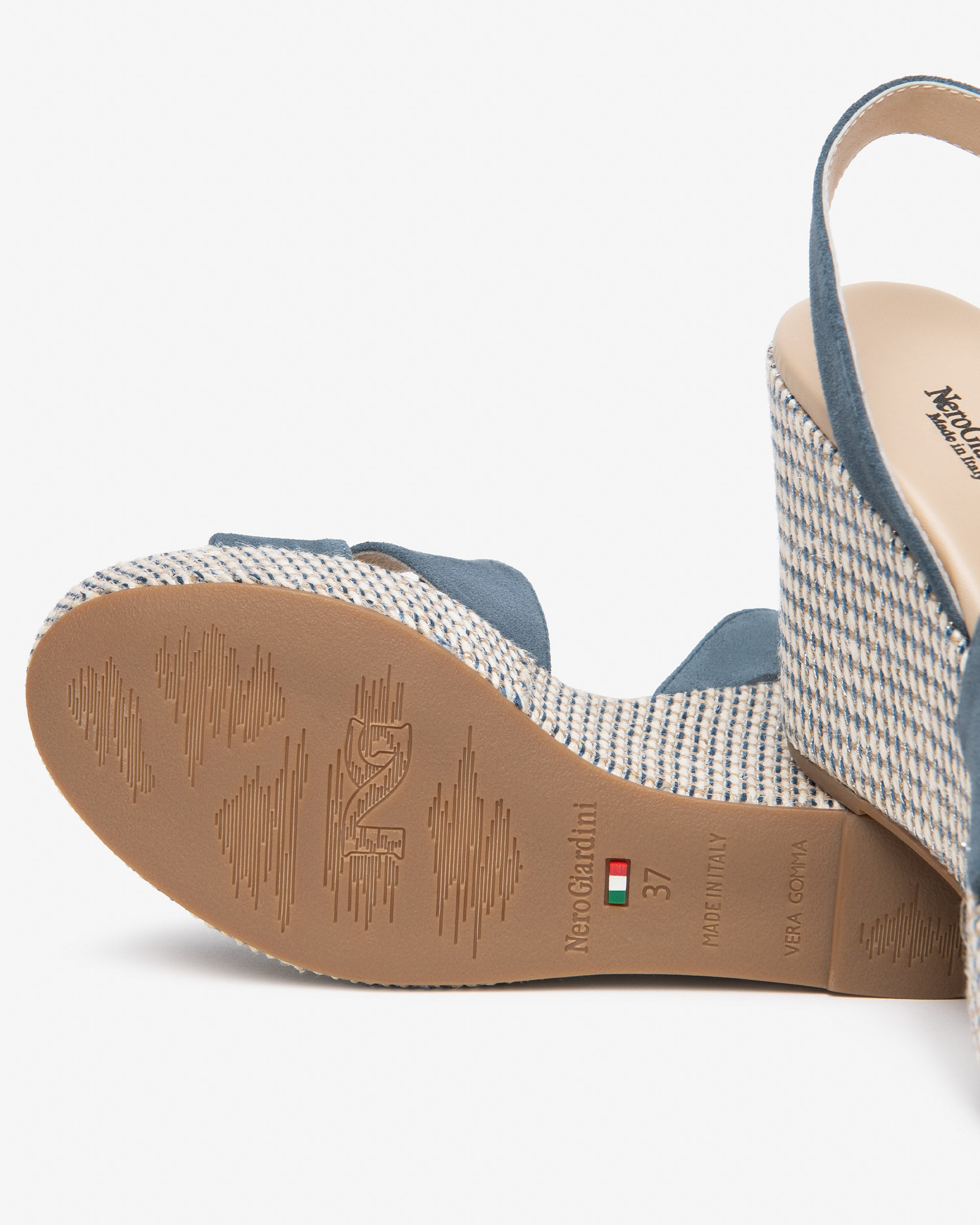 Nerogiardini Sandales femme cuir velours confort