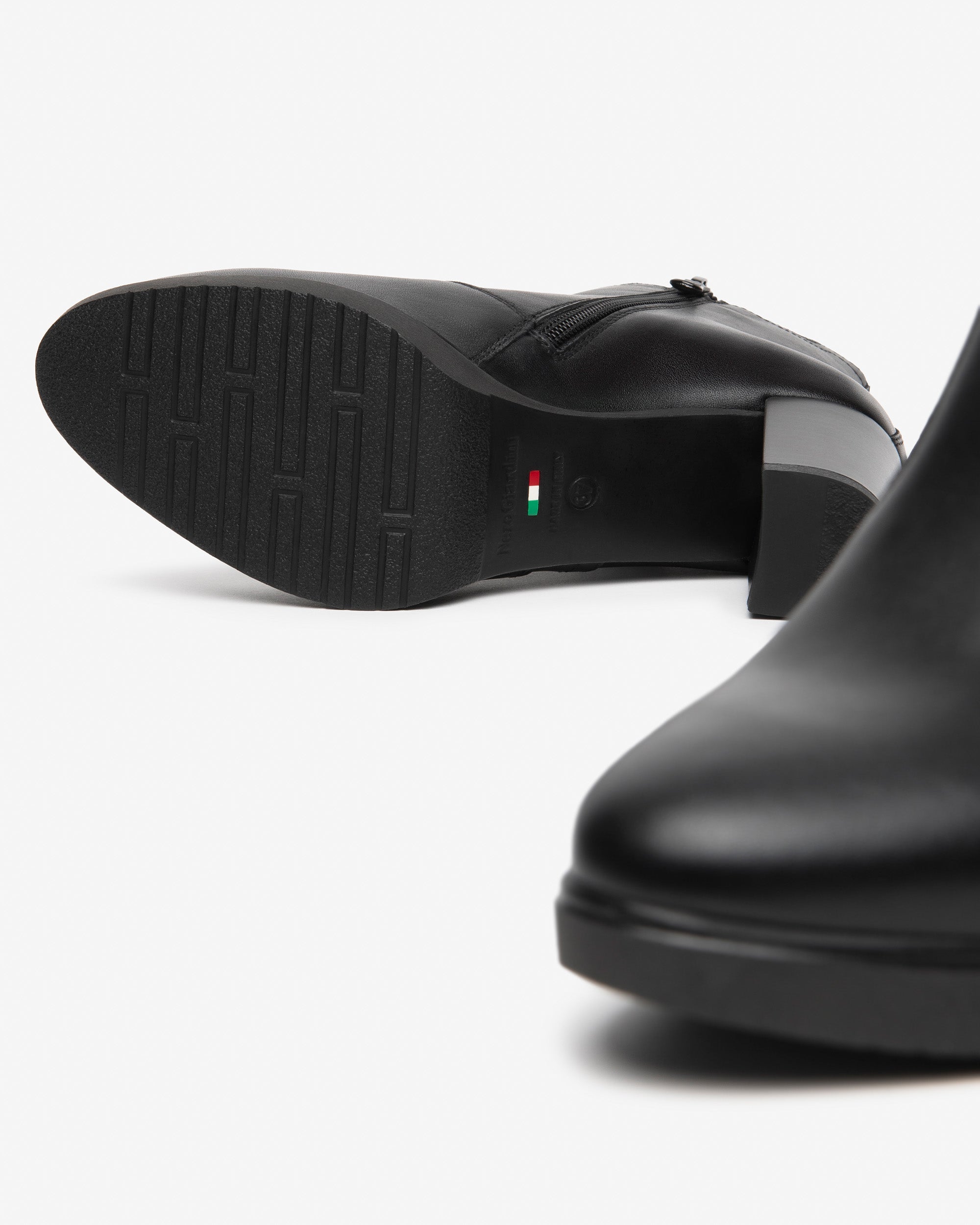 NeroGiardini Bottines femme cuir made in Italy confort