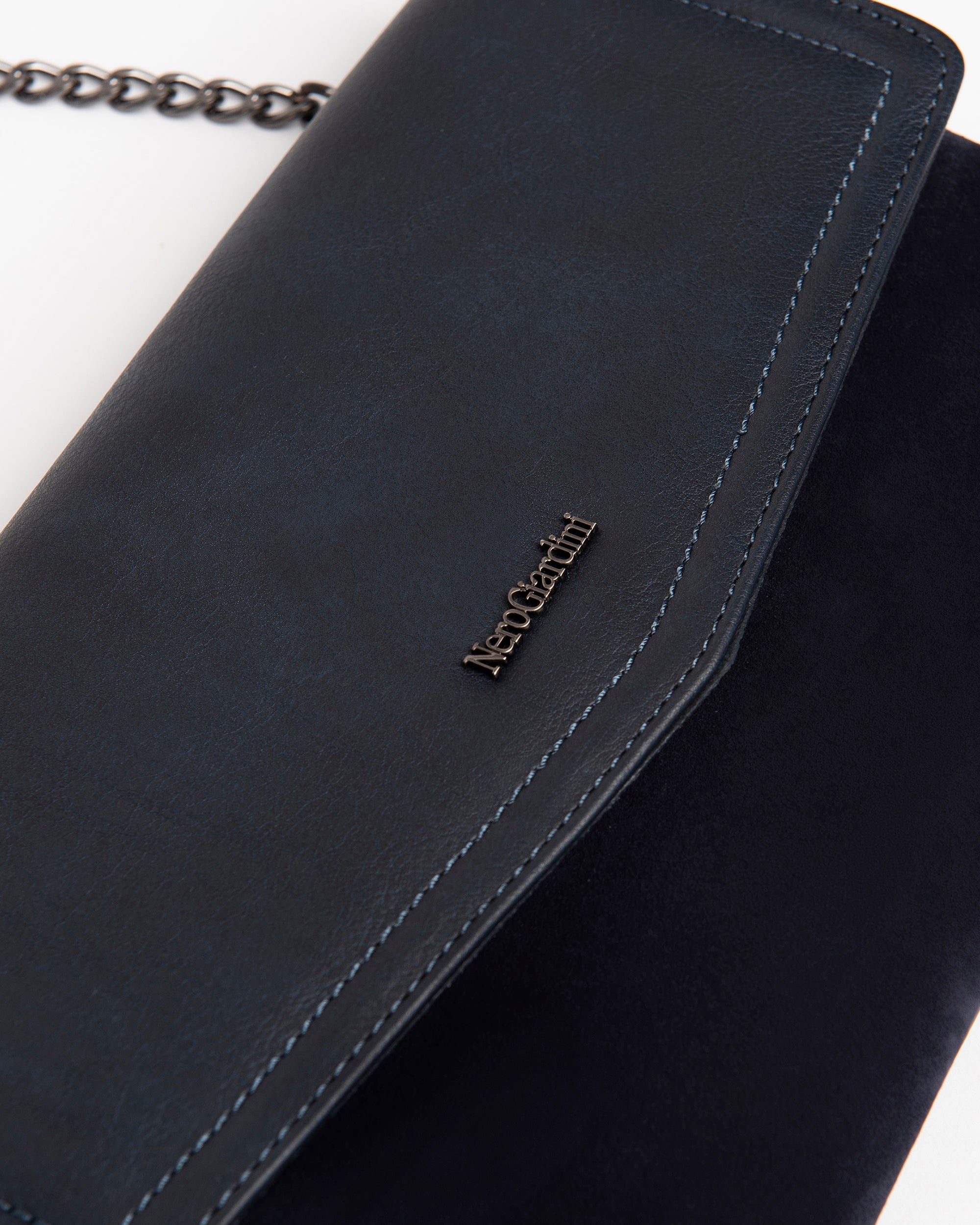 NeroGiardini Pochette Femme Cuir Made in Italy