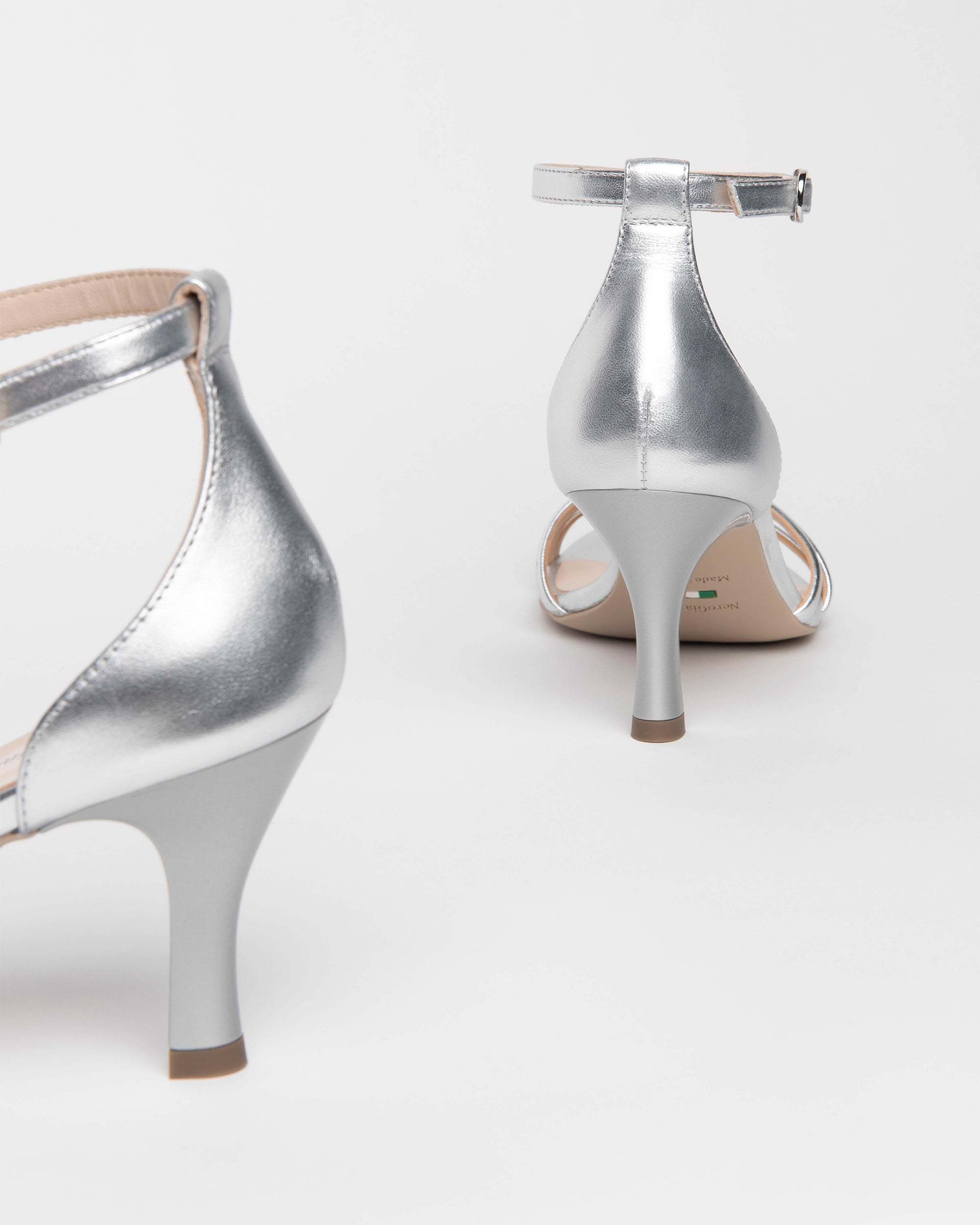 NeroGiardini Sandales Femme Cuir Lamé Talon 7,5 cm