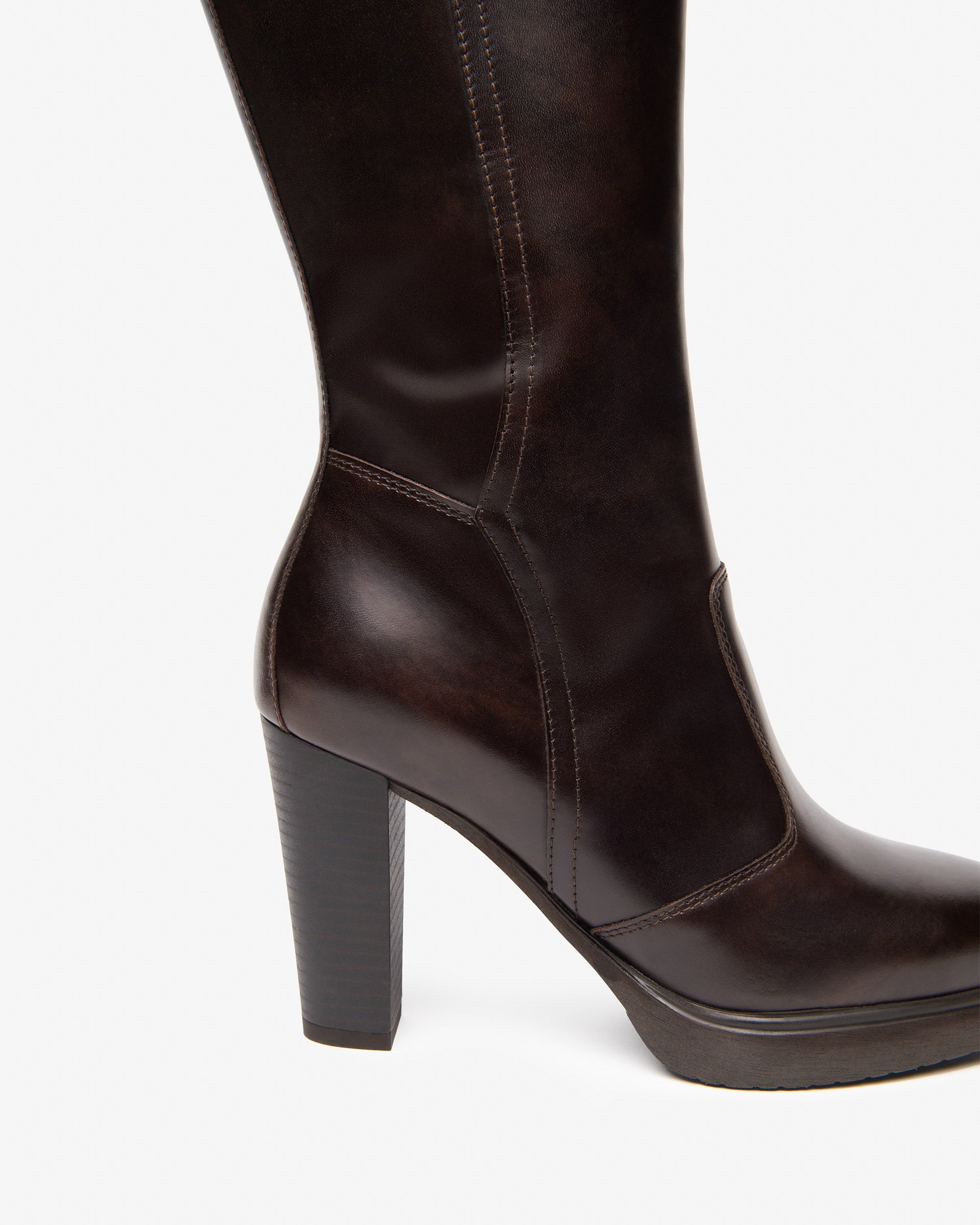 NeroGiardini Bottes boots cuir femme automne hiver