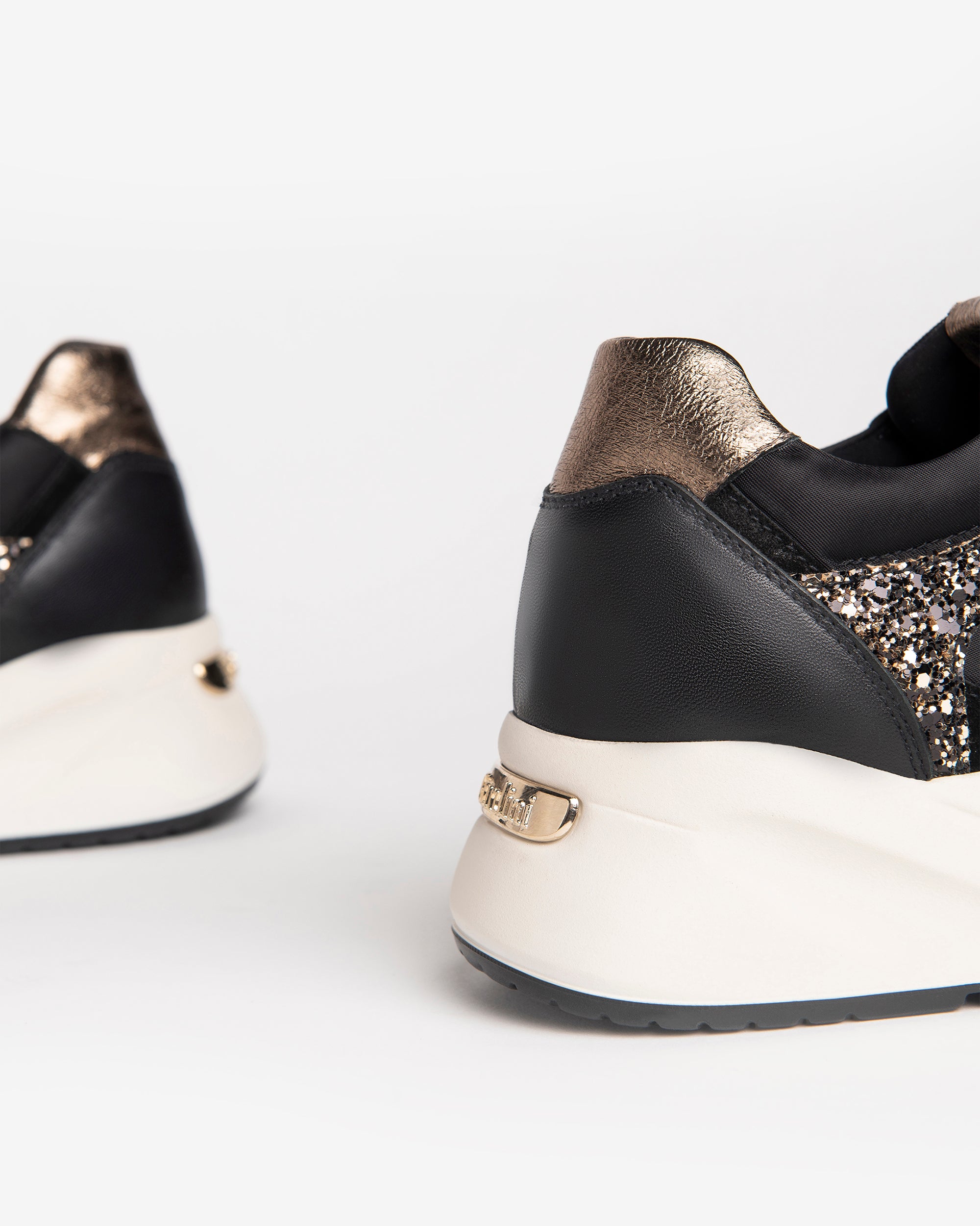 NeroGiardini Sneakers Femme Cuir velours DryGo