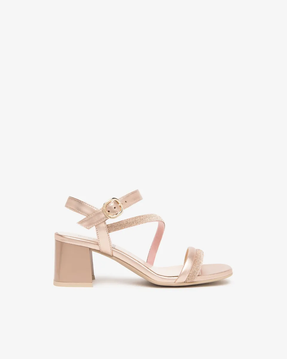 Nerogiardini Sandales Femme Cuir Confort Été