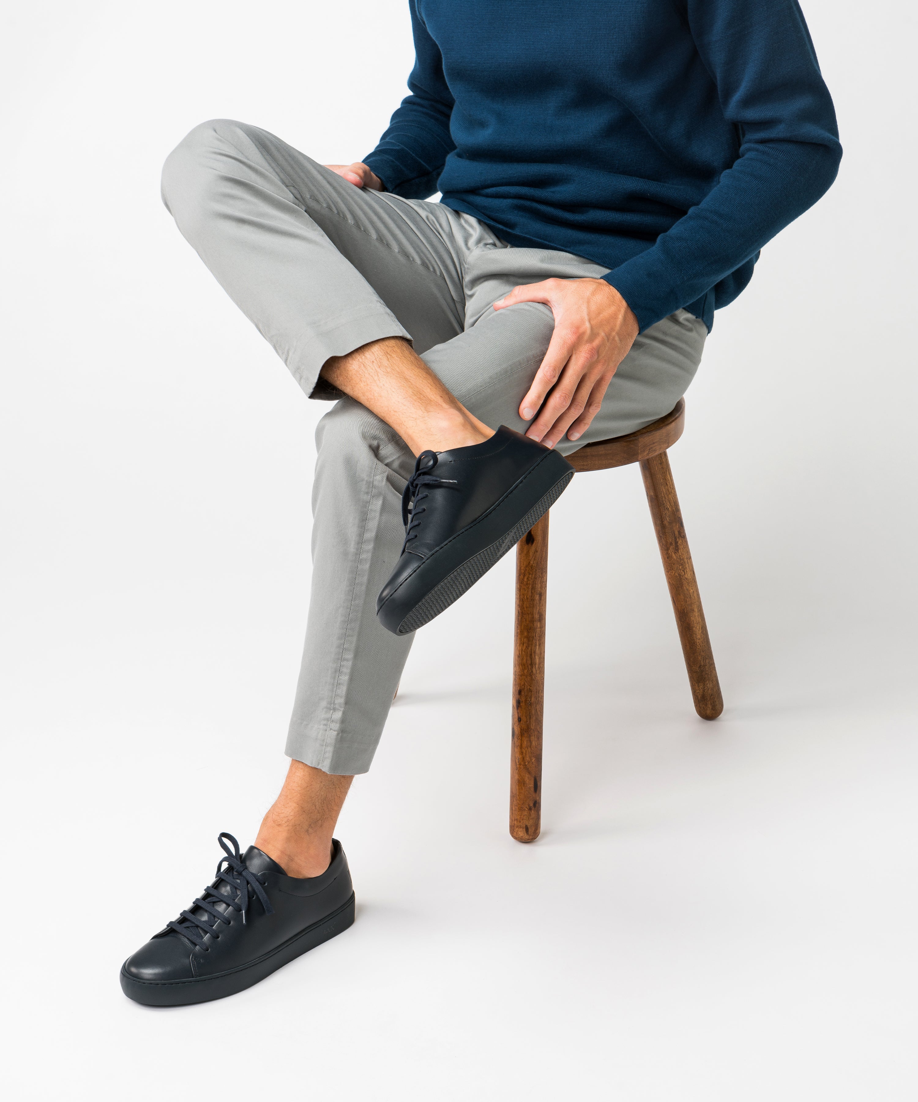JAK Royal Dark Blue sneakers cuir bleu