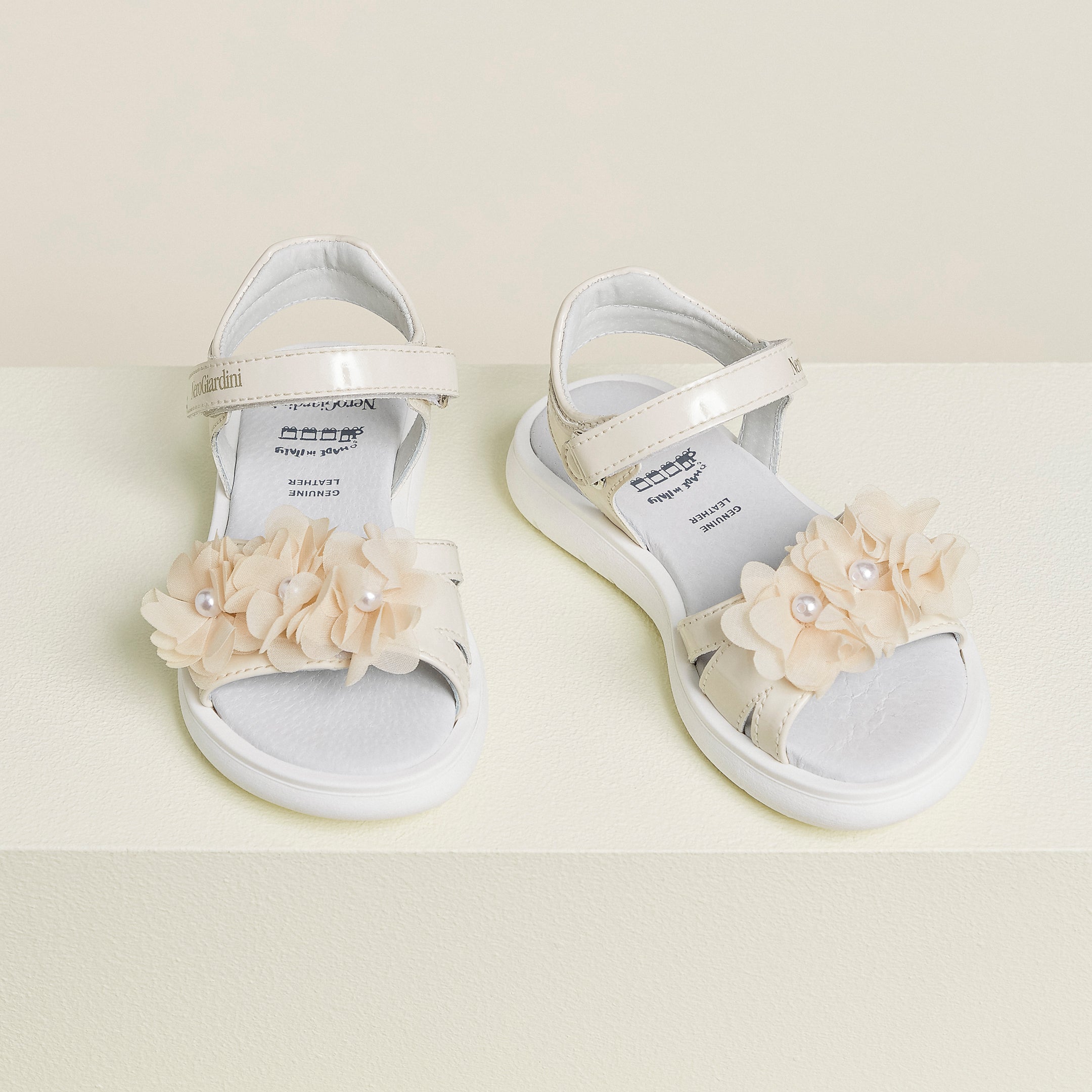 NEROGIARDINI Sandales Junior Fille Cuir Technique Été Pointure 28