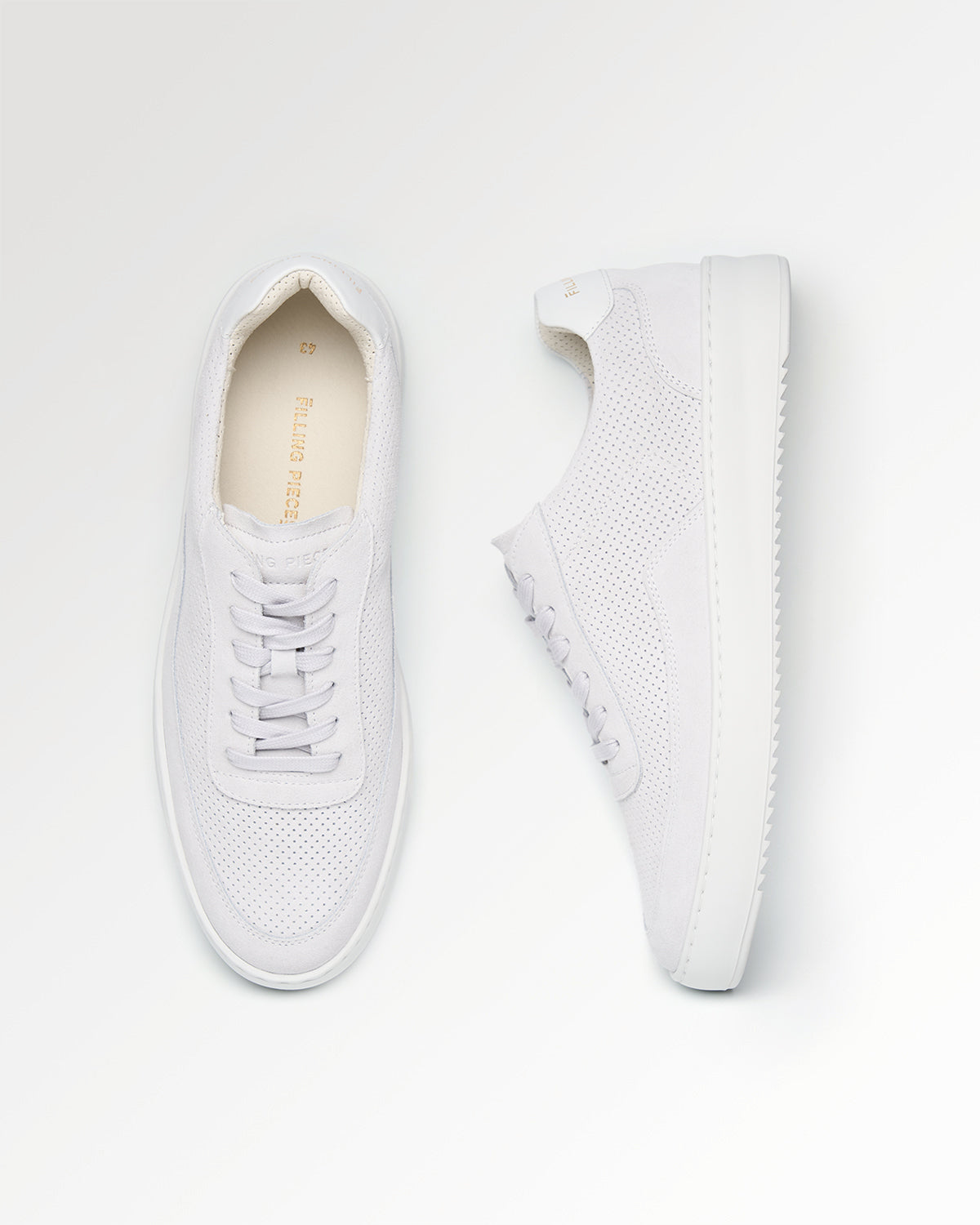 Filling Pieces Mondo Suede Perforated baskets blanches suède