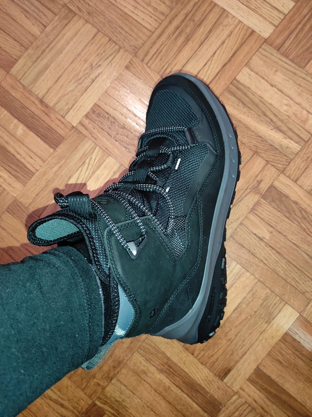 ECCO ULT-TRN Boot femme cuir imperméable Michelin