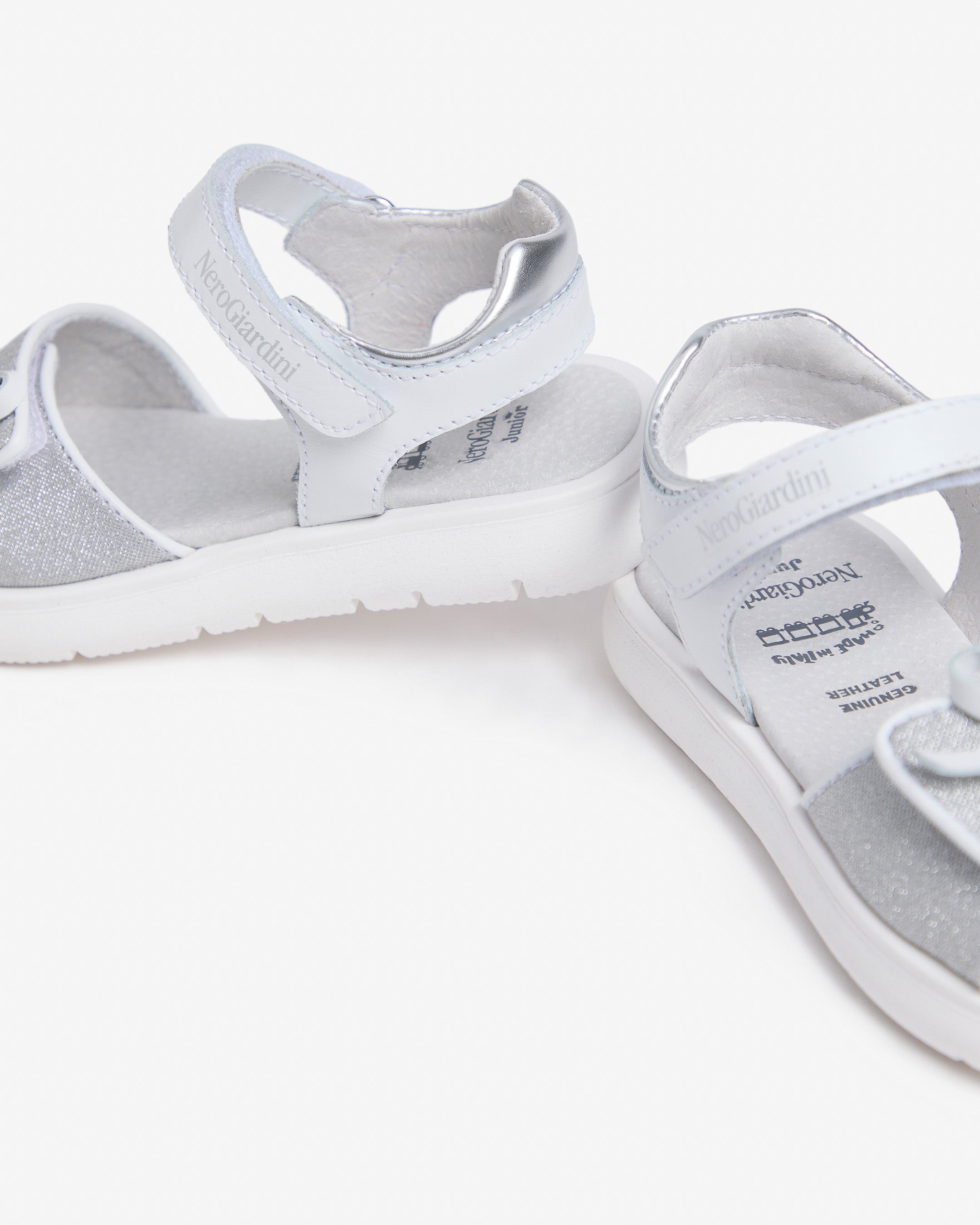 NeroGiardini Sandales Junior Fille Cuir Pointure 25-30