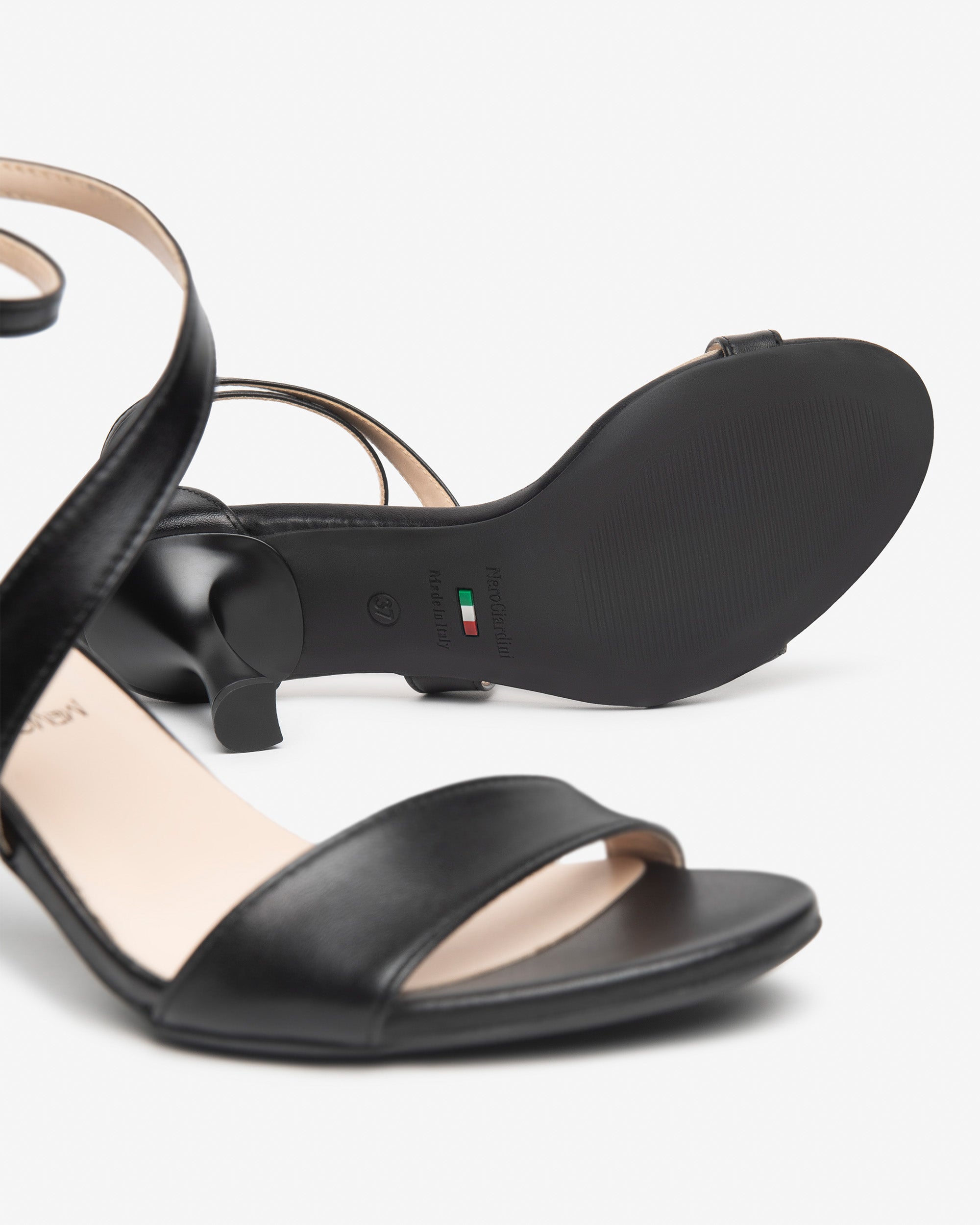NeroGiardini Sandales Premium Femme Cuir Made in Italy