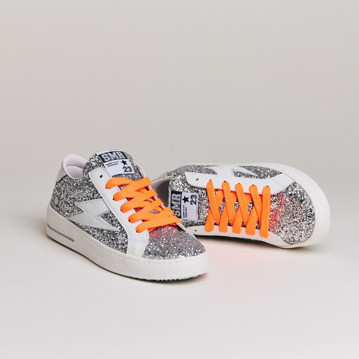 Semerdjian Maya D598 baskets argent python orange fluo