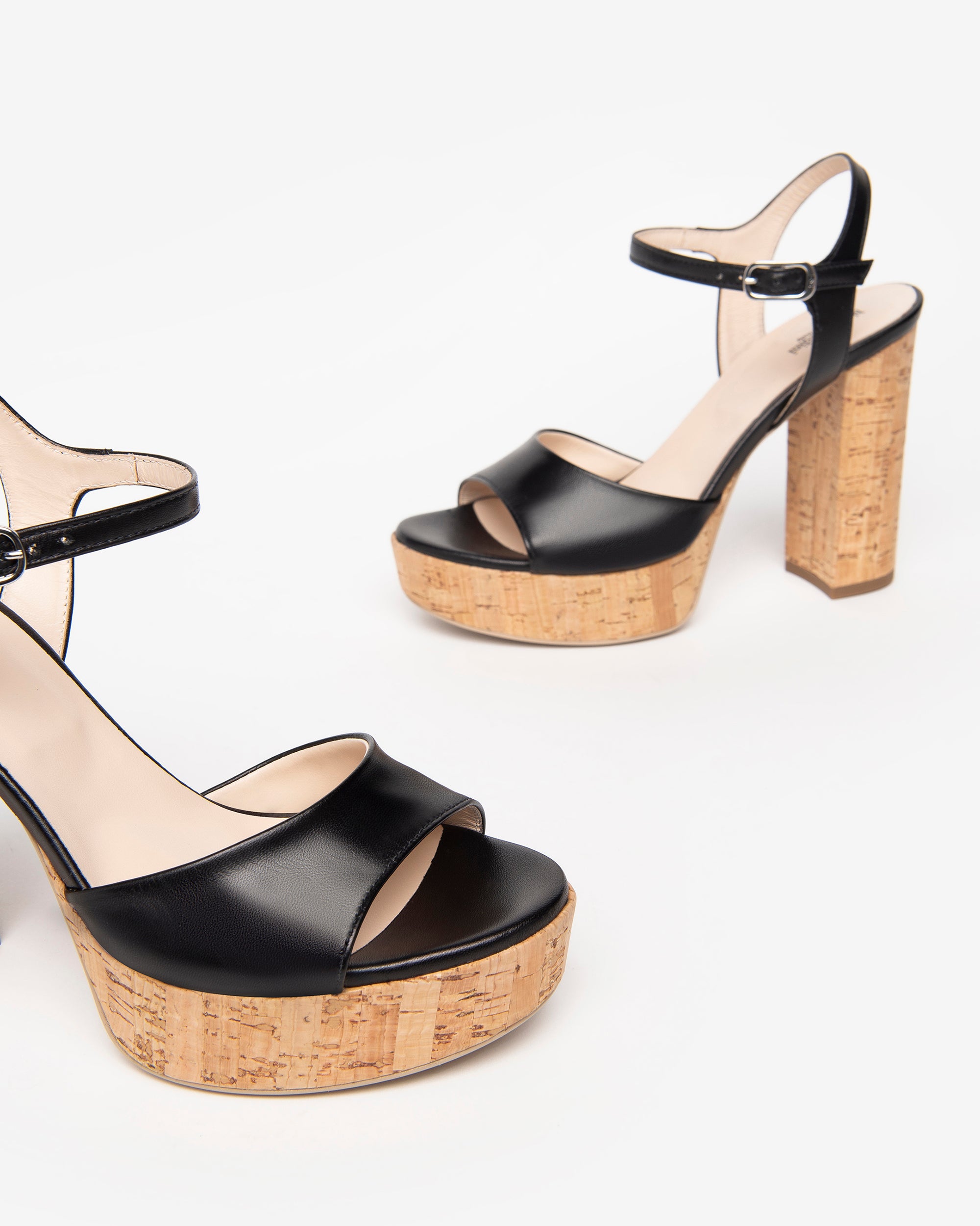 NeroGiardini Sandales sandales cuir femme confort