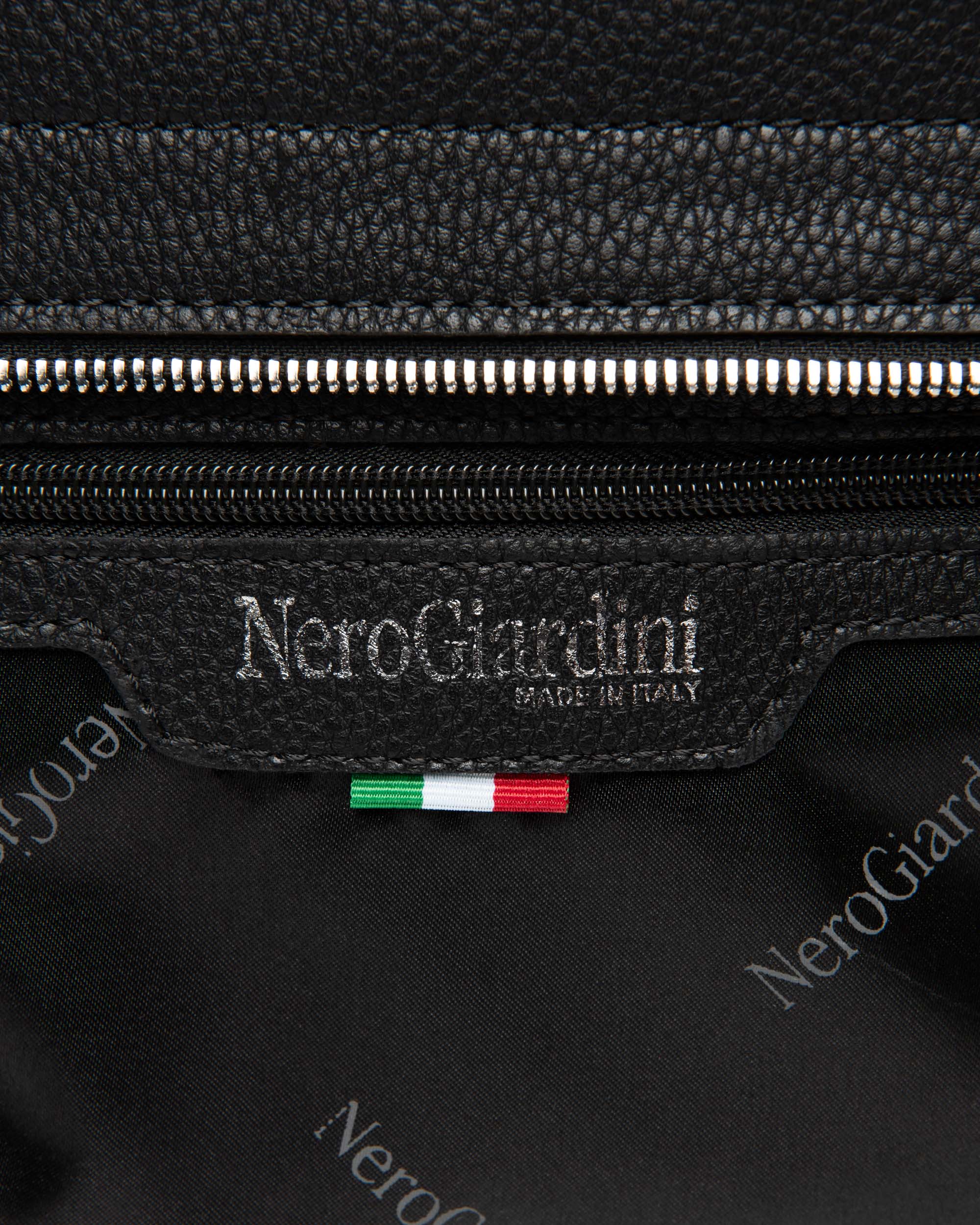 NeroGiardini Sacs Sac Bandoulière Femme Matière Technique