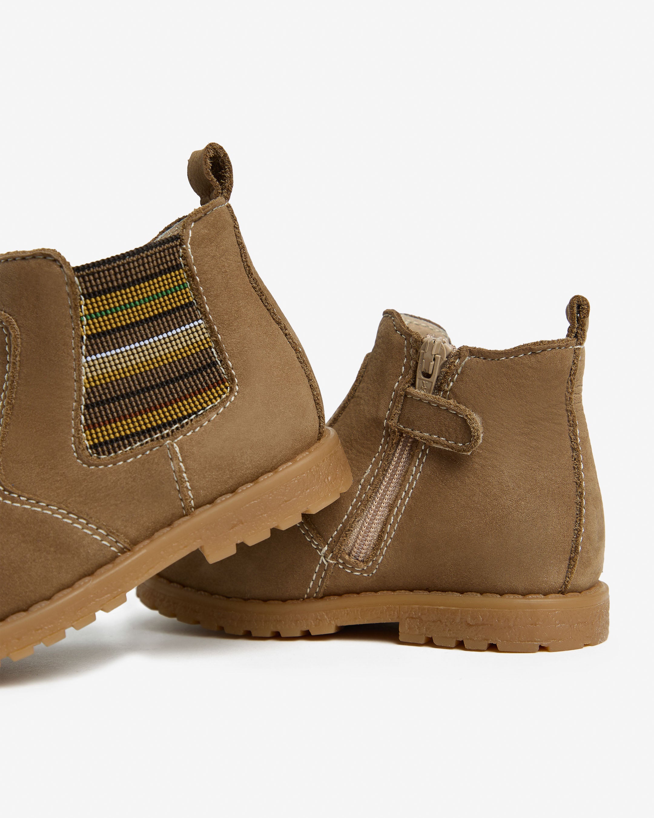 NeroGiardini Bottines bottines junior garçon cuir ultra-légère