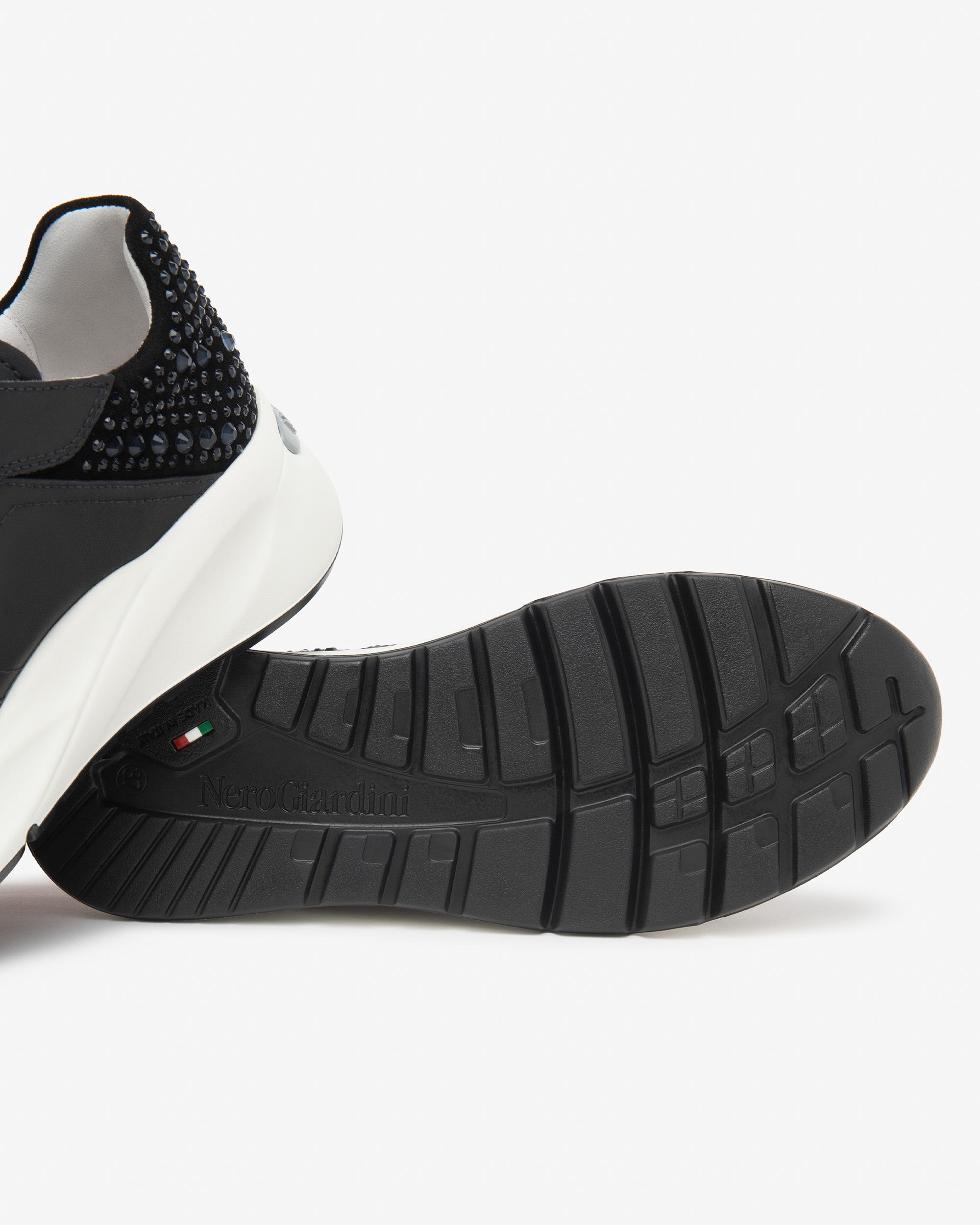 NeroGiardini Sneakers Baskets Femme Cuir Velours Confort