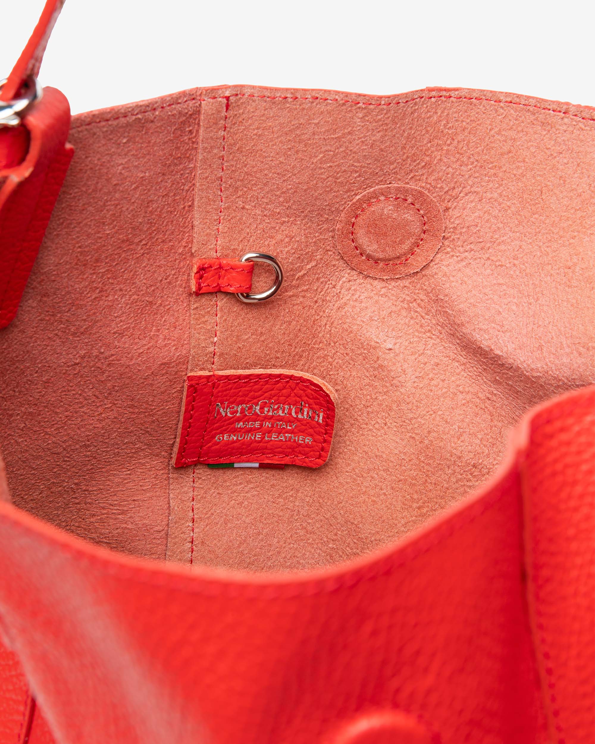 NeroGiardini Sacs Sac Seau Femme Cuir Élégant