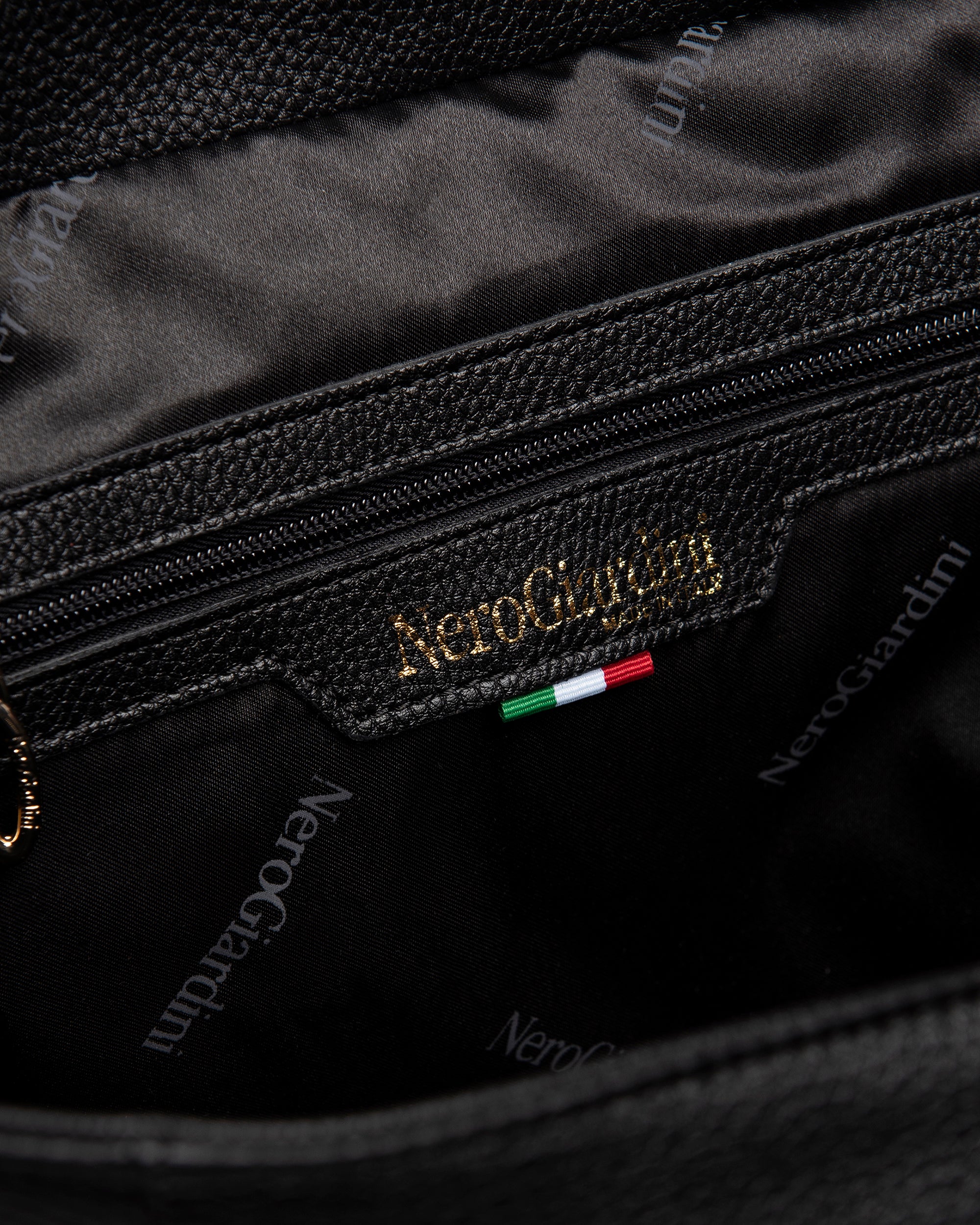 Nerogiardini Tote Bag Femme Matière Technique Italie