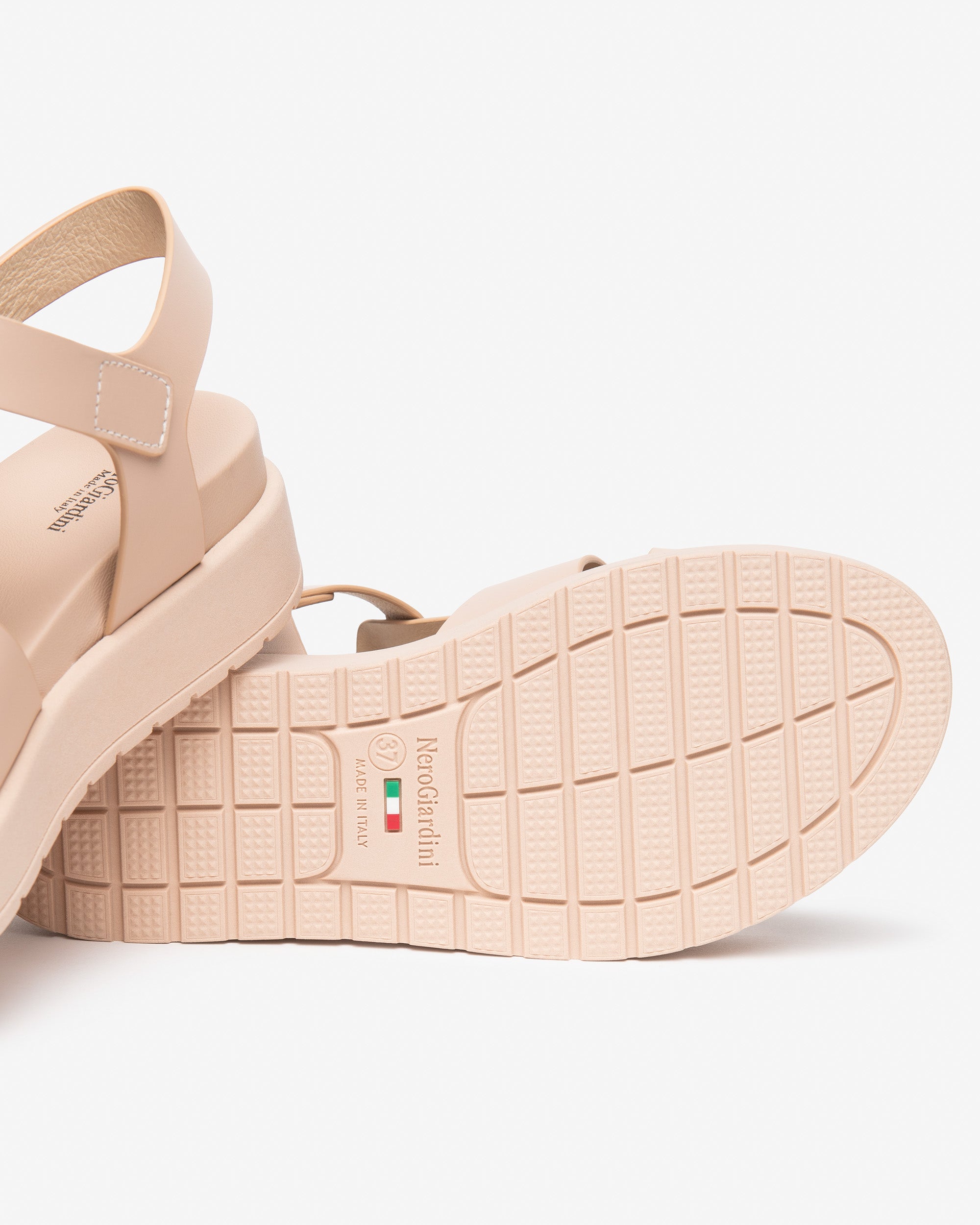 Nerogiardini Sandales Femme Sandales Cuir Été Confort