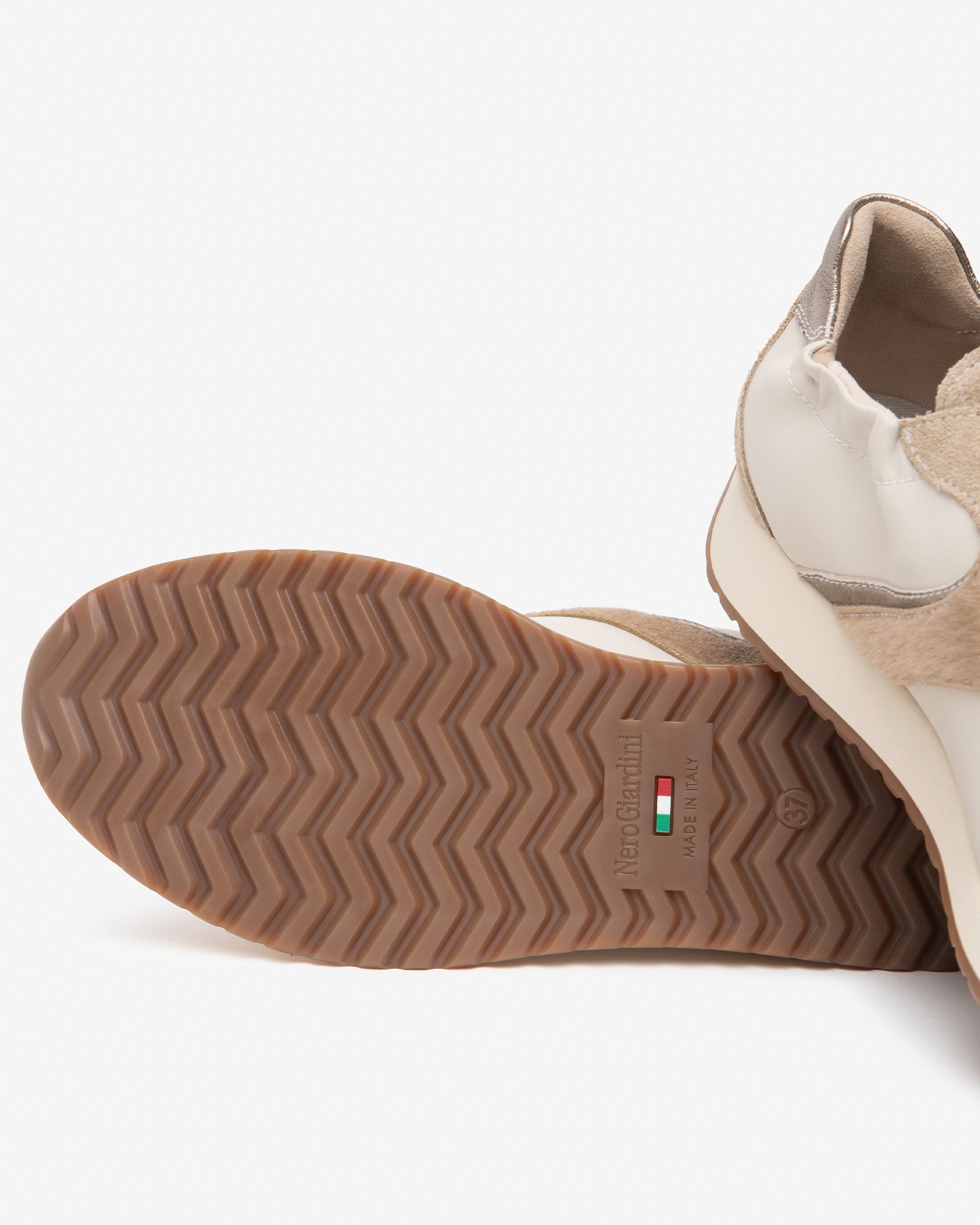 NeroGiardini Sneakers Femme Cuir Velours Technique
