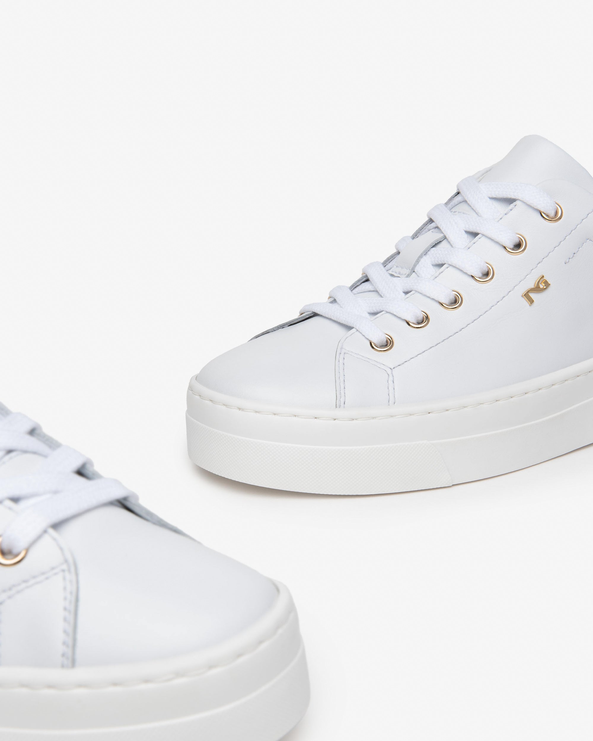 NeroGiardini Sneakers baskets femme cuir daim confort