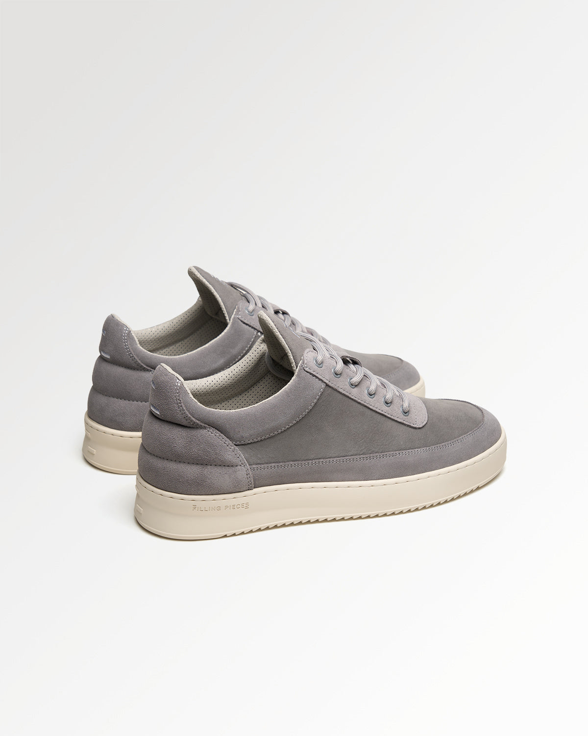 Filling Pieces Low Top Suede Grain sneakers cuir suède gris Grey