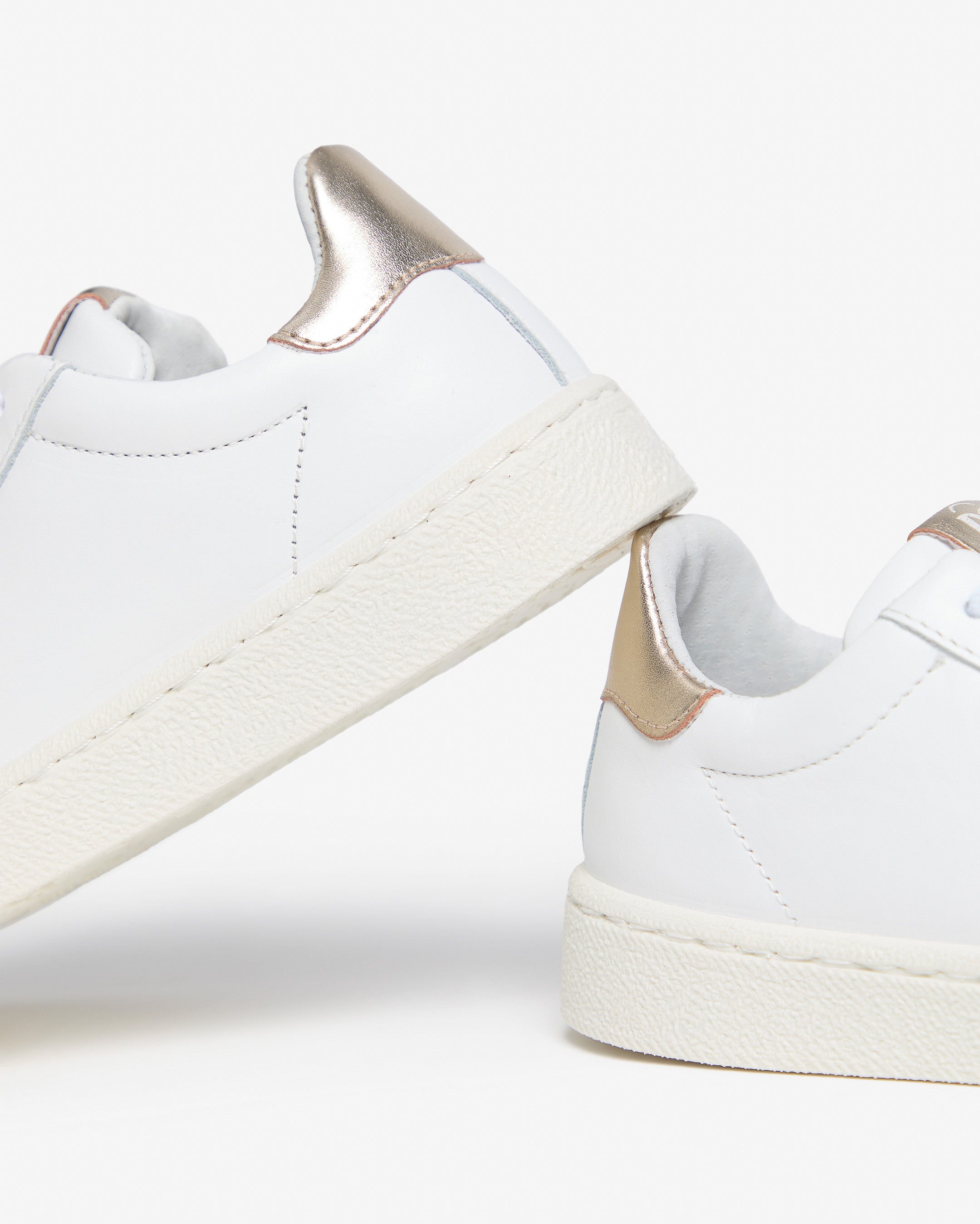 NeroGiardini Sneakers Fille Cuir Respirant DryGo 34