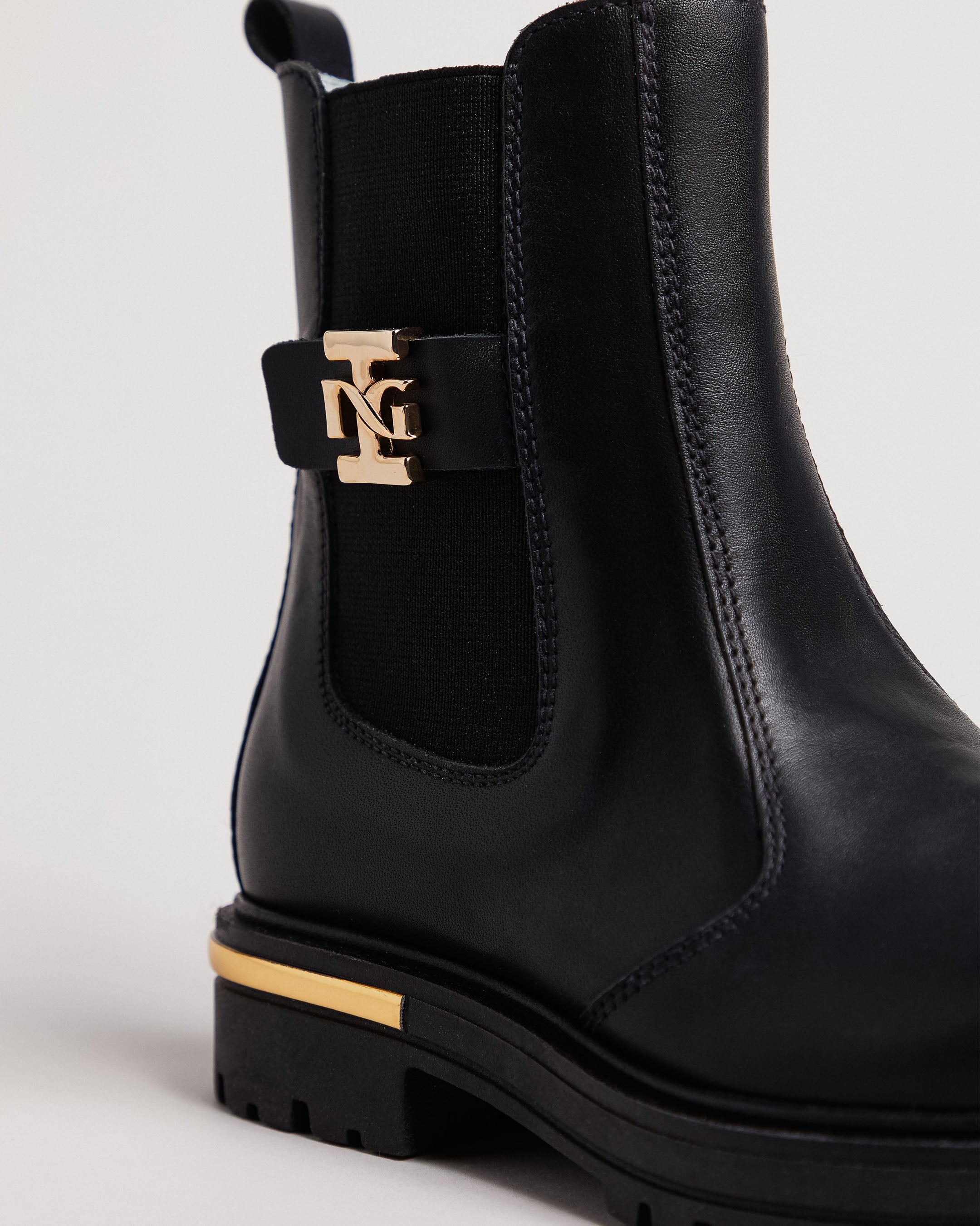 Nerogiardini Bottines Fille Cuir Memory Foam