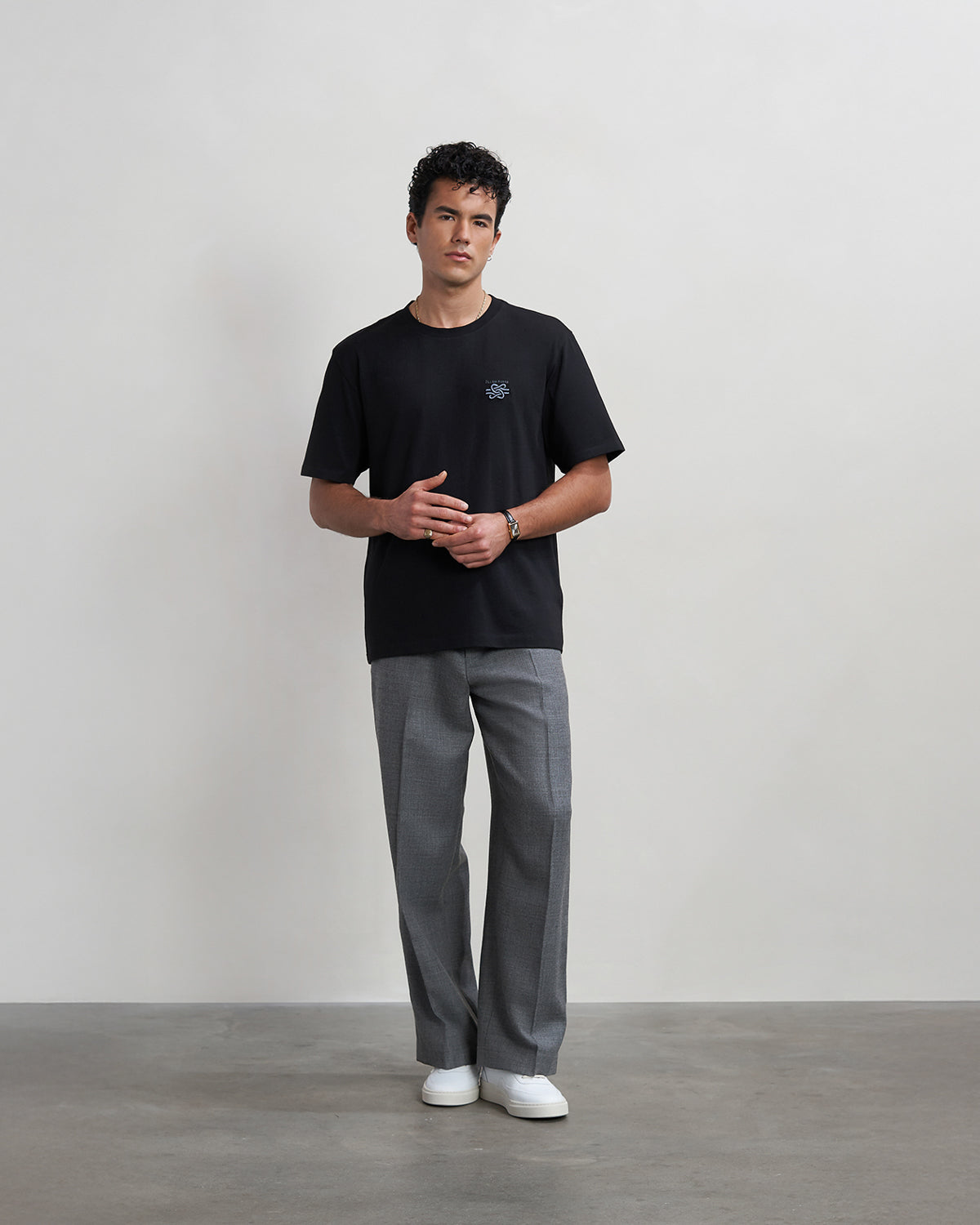 Filling Pieces T-shirt Embroidered Knot Black coton regular