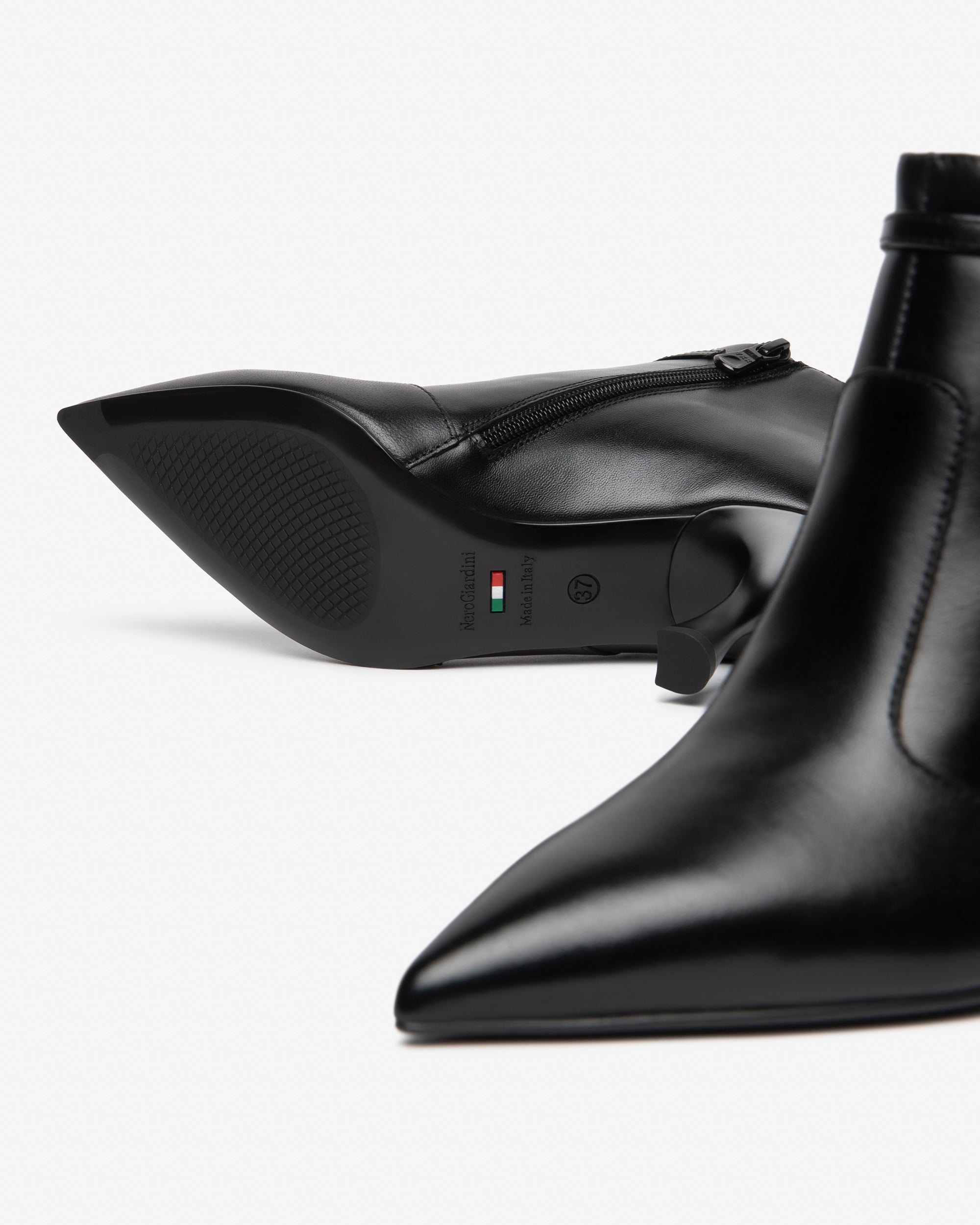 NeroGiardini Bottines Femme Cuir Talon Bobine 75mm