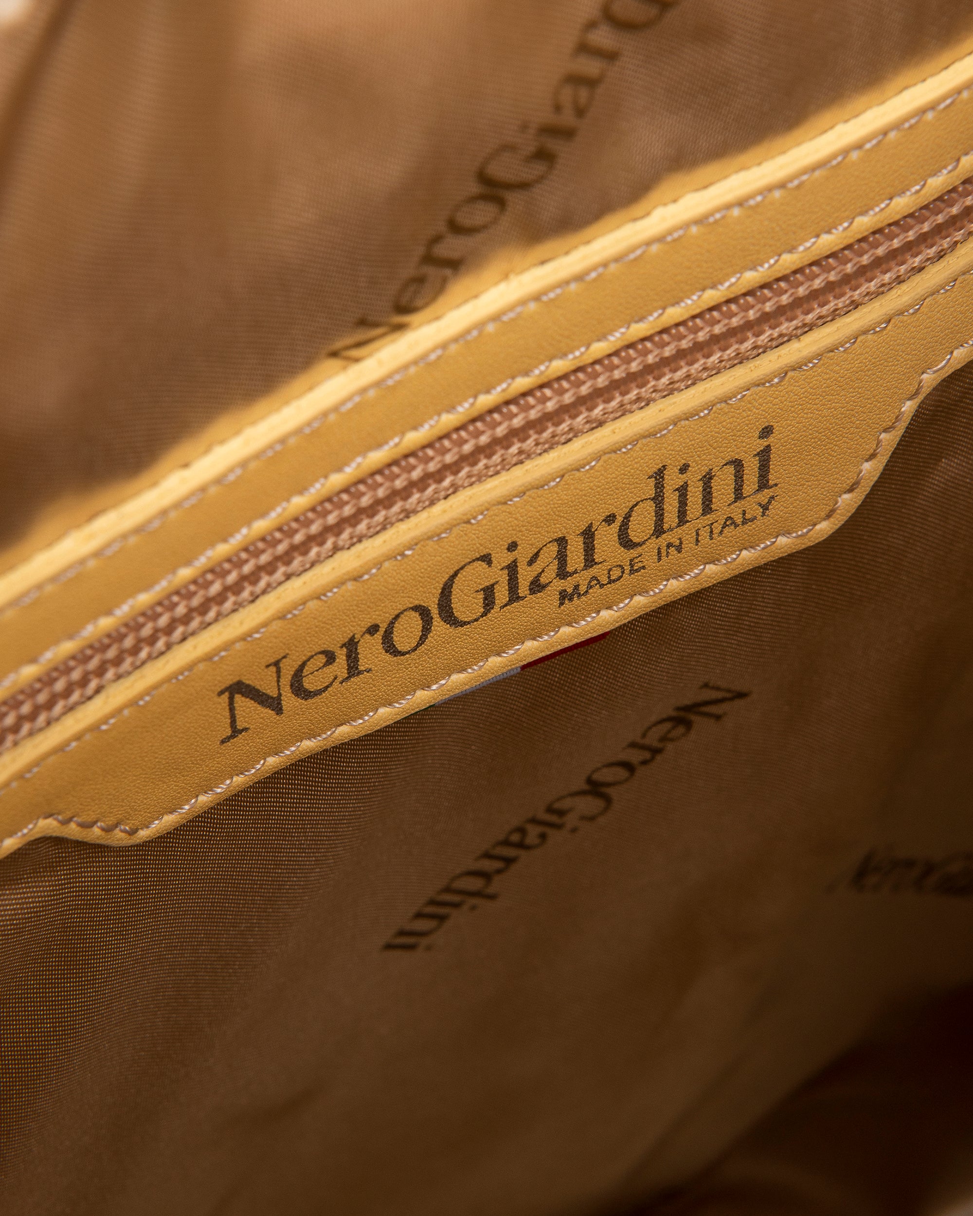 NeroGiardini Sacs sac à dos femme technique petit