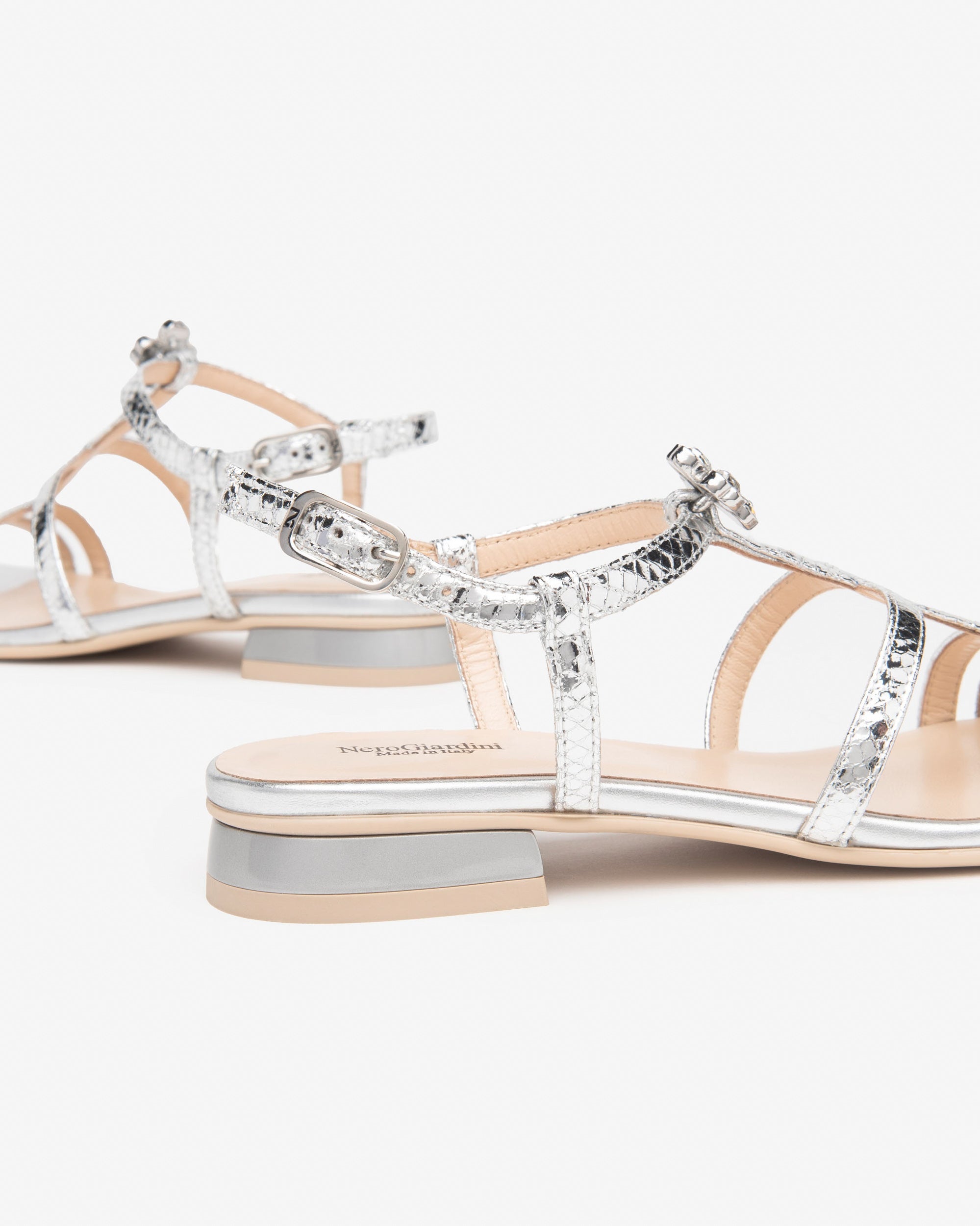 Nerogiardini Sandales Femme en Cuir Été Confort