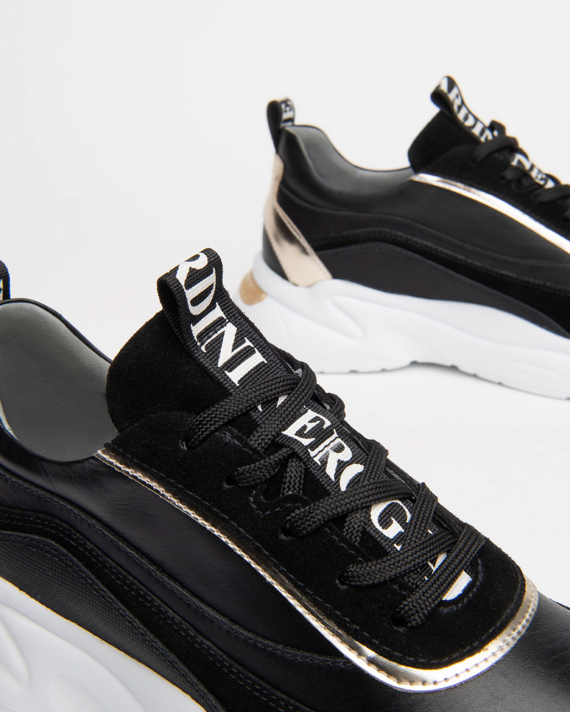 Nerogiardini Sneakers Femme Cuir et Velours Pointure 38