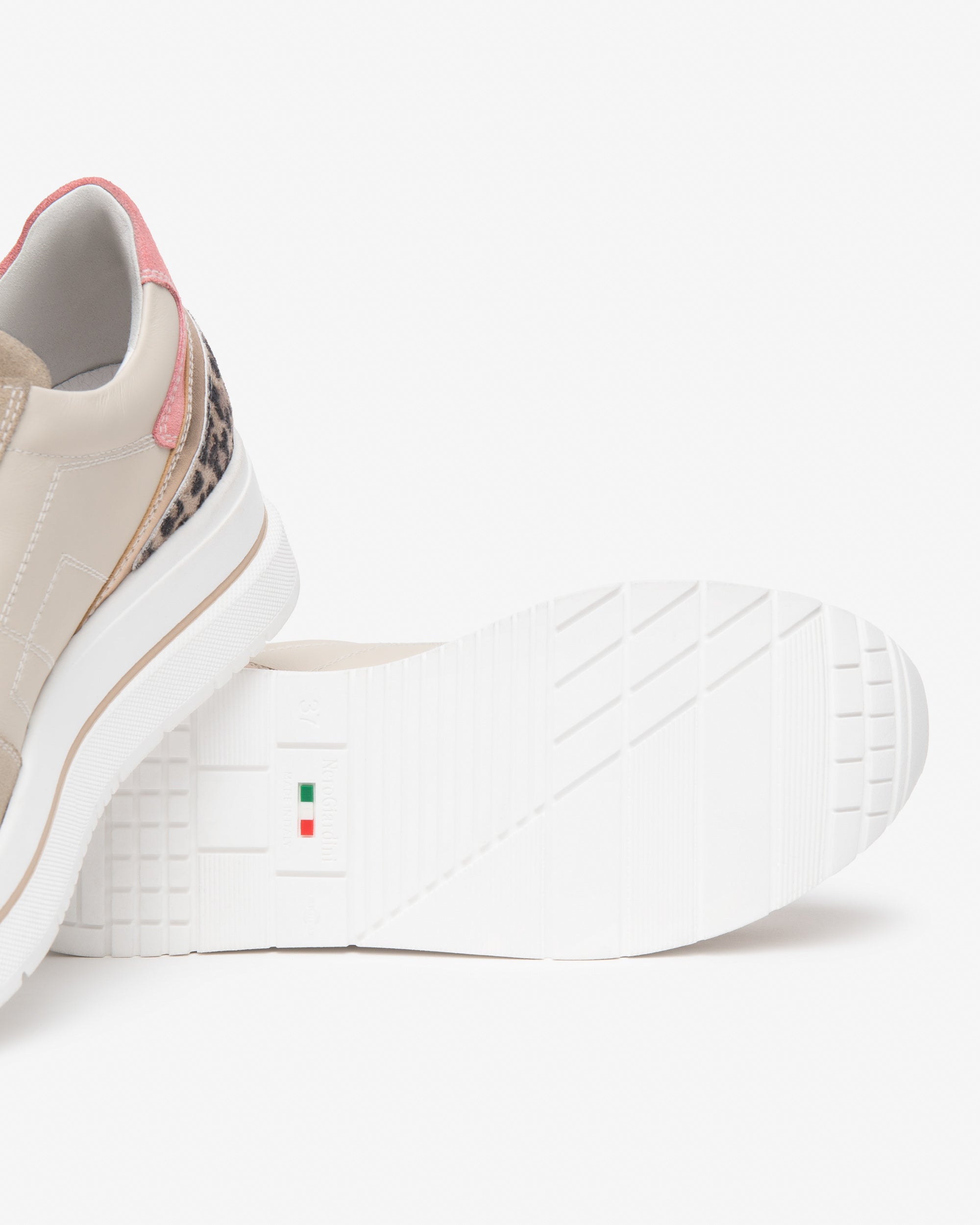 NeroGiardini Sneakers Femme Velours Memory pointure 35-41
