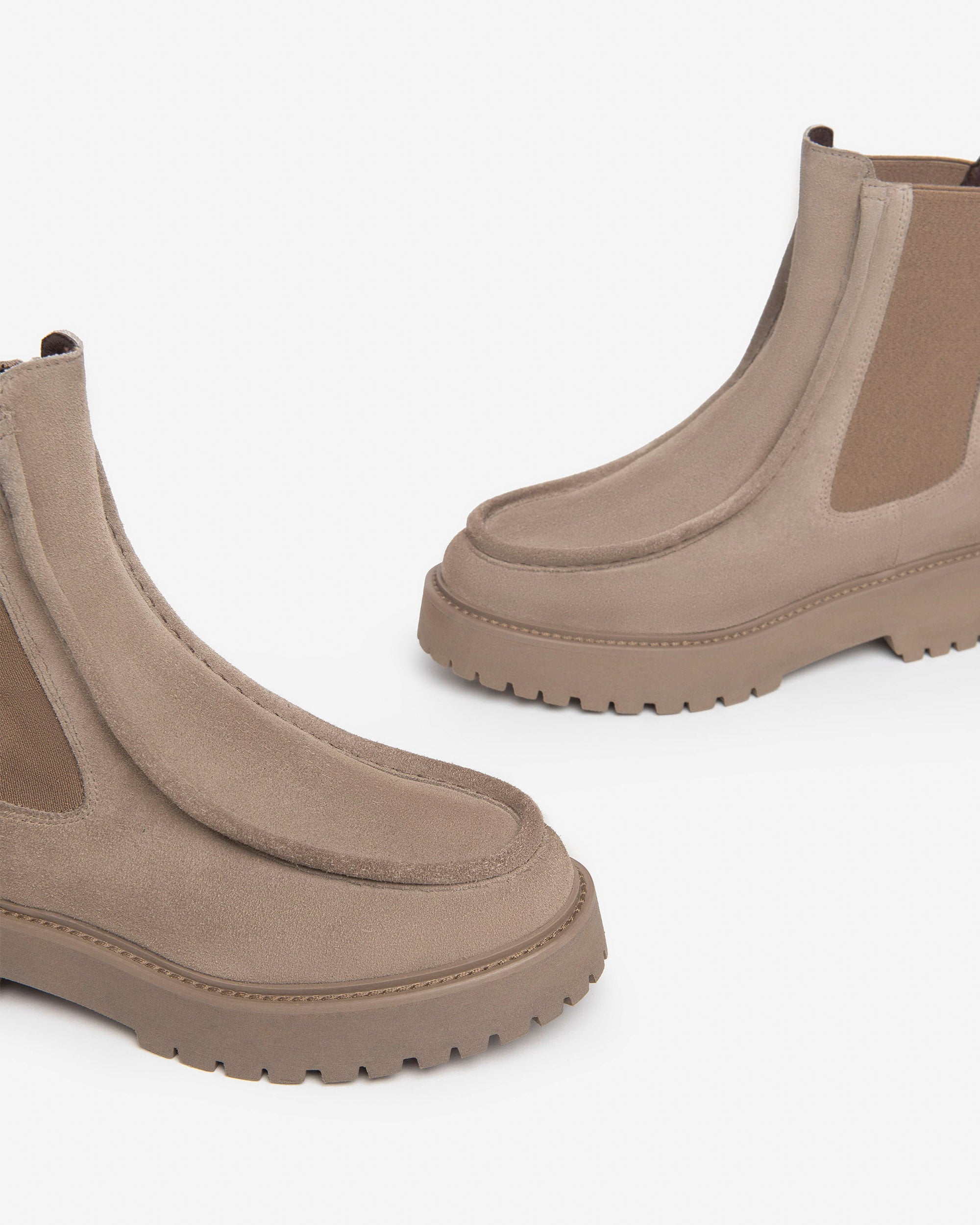 NeroGiardini Bottines Chelsea Cuir Velours Femme Italie