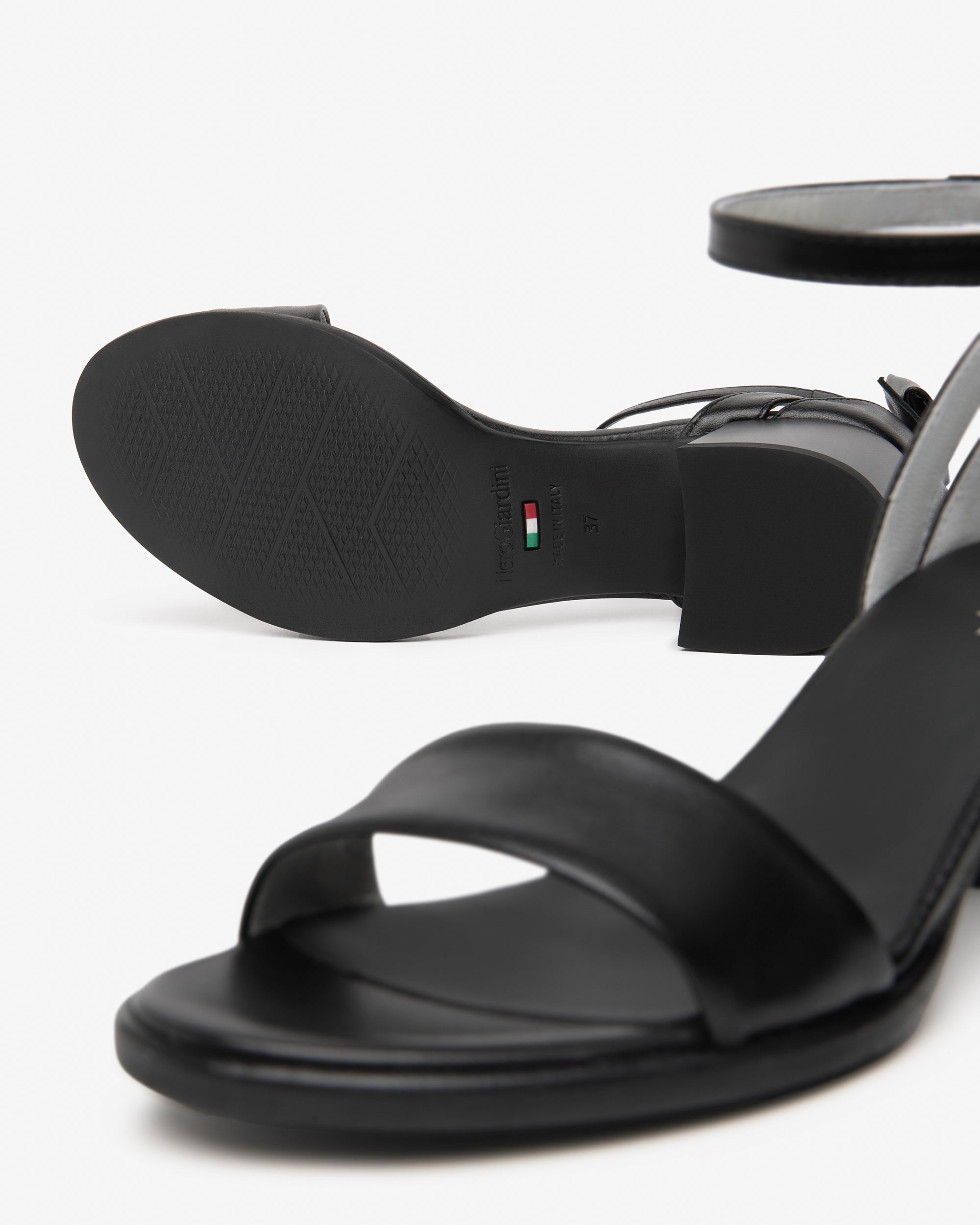 NeroGiardini Sandales Femme Cuir 35-41 Été