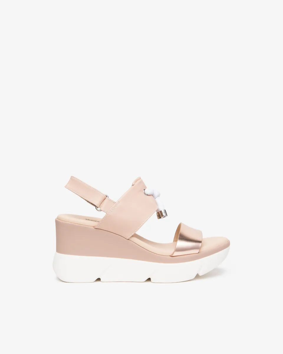 NeroGiardini Sandales femme cuir technique 35-41