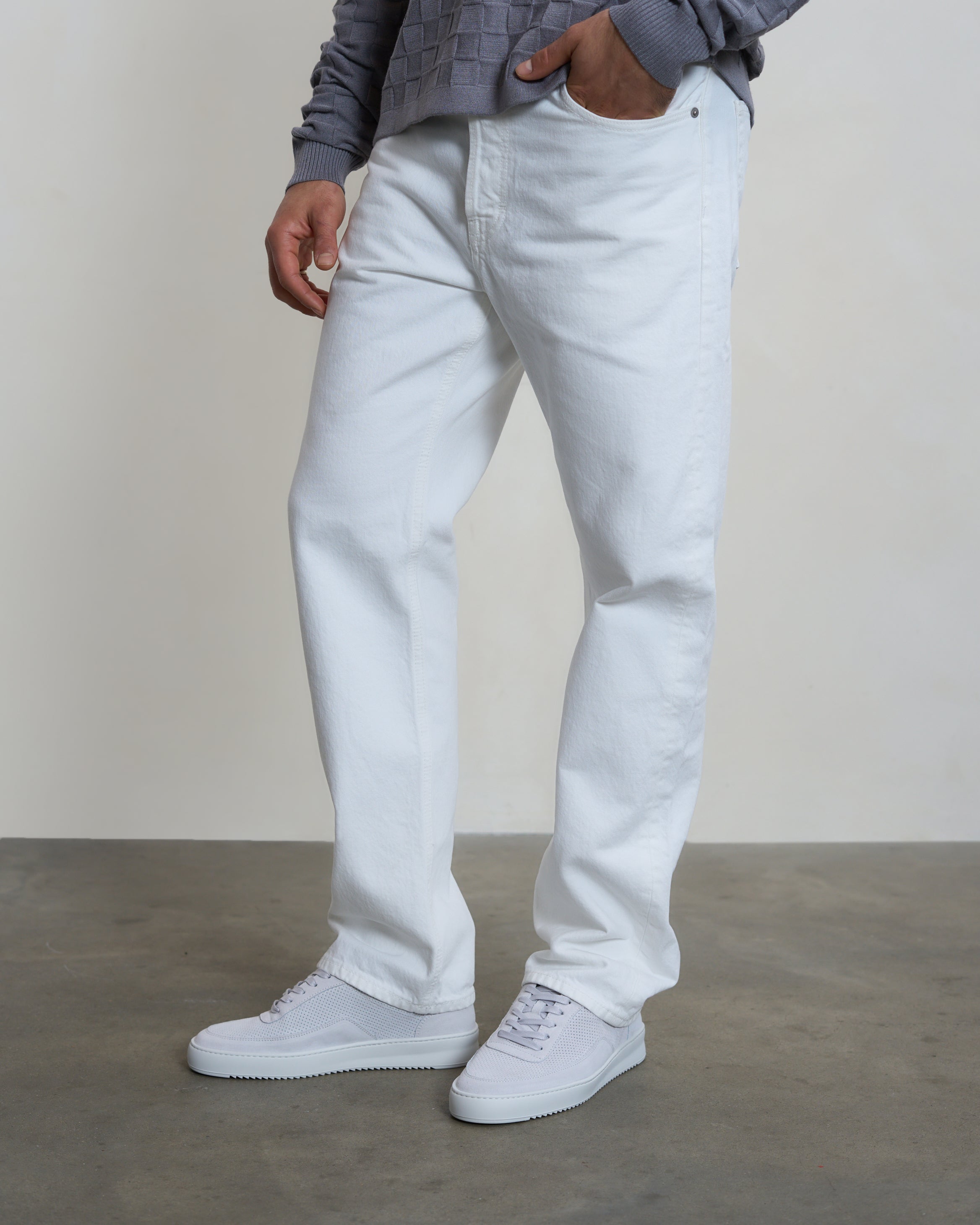 Filling Pieces Mondo Suede Perforated baskets blanches suède