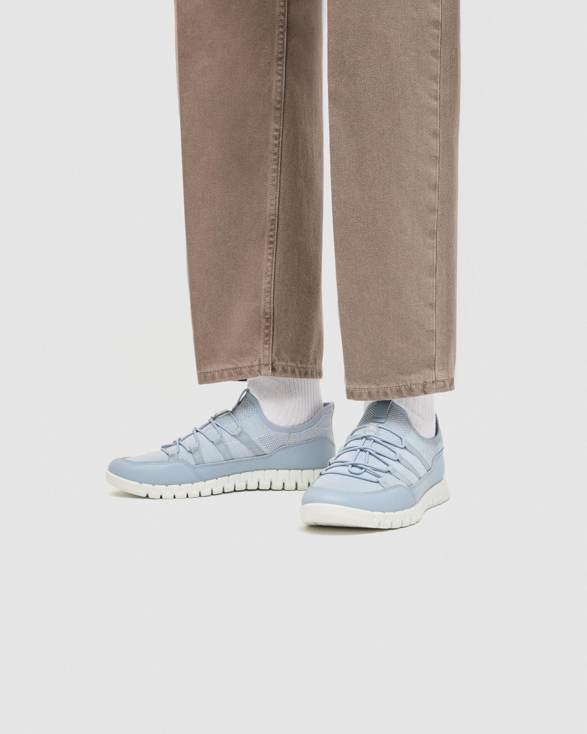 ECCO Gruuv Lite baskets femme Noir légère slip-on