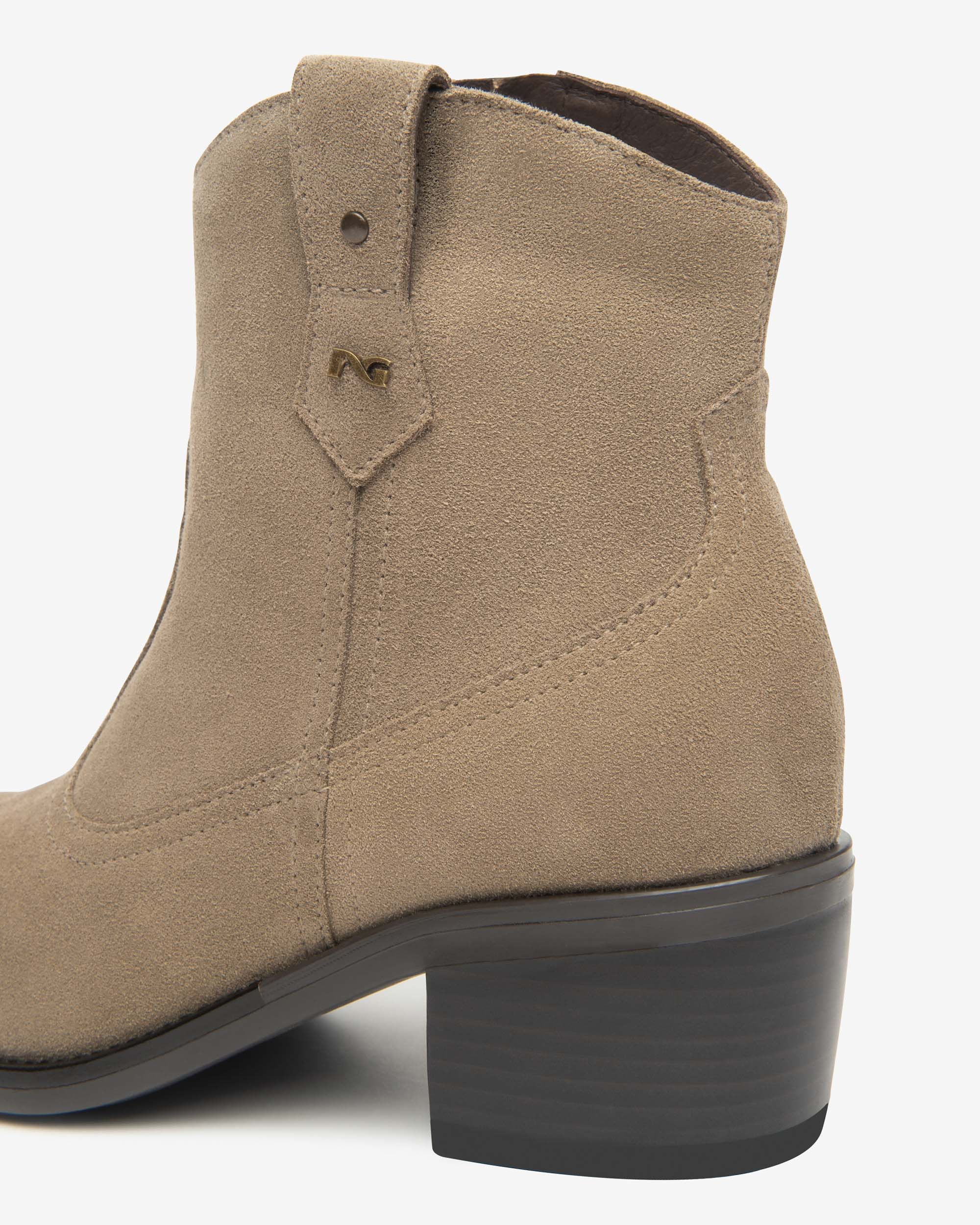NeroGiardini Bottines Femme Daim Talon Western