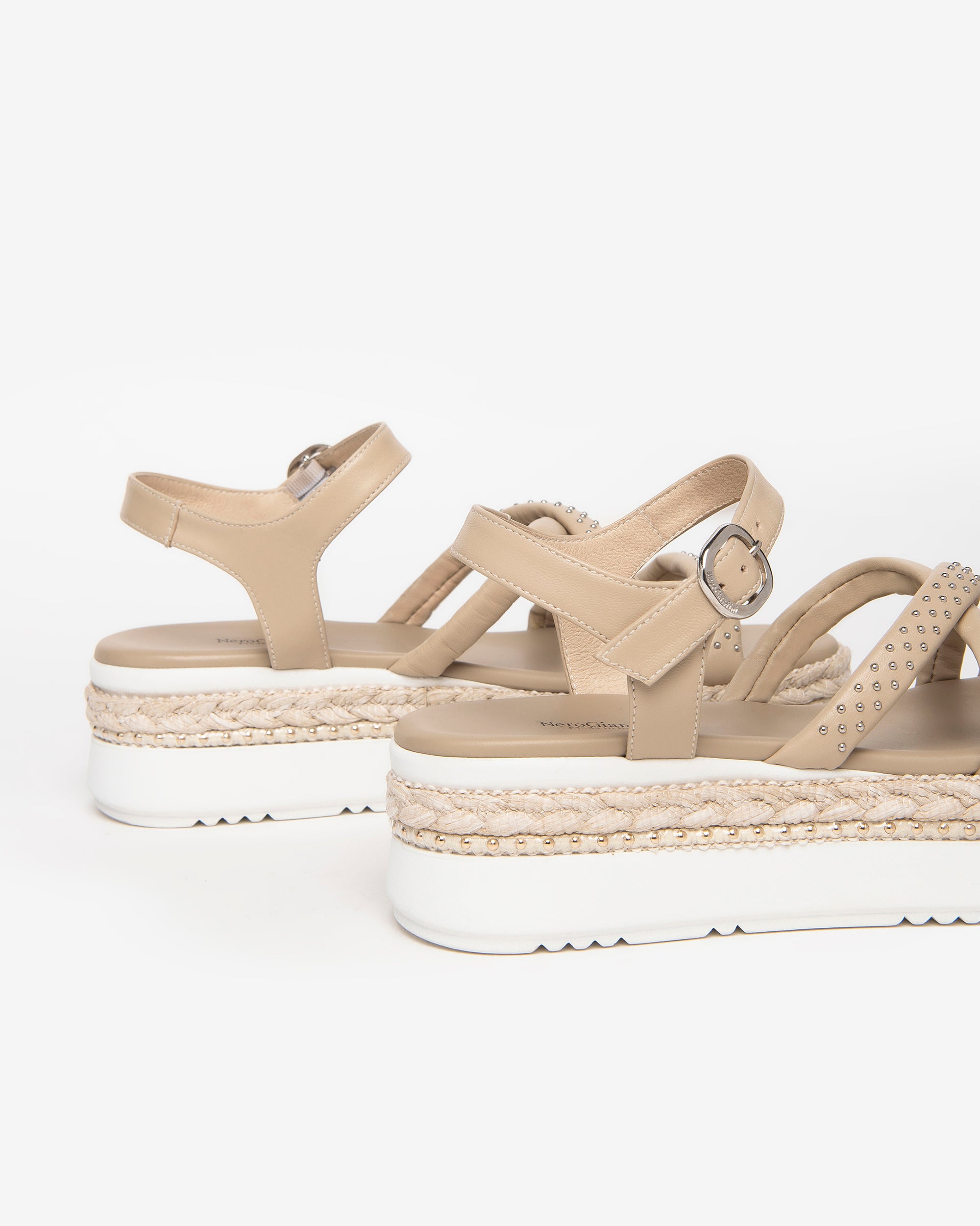 NeroGiardini Sandales sandales femme cuir Made in Italy