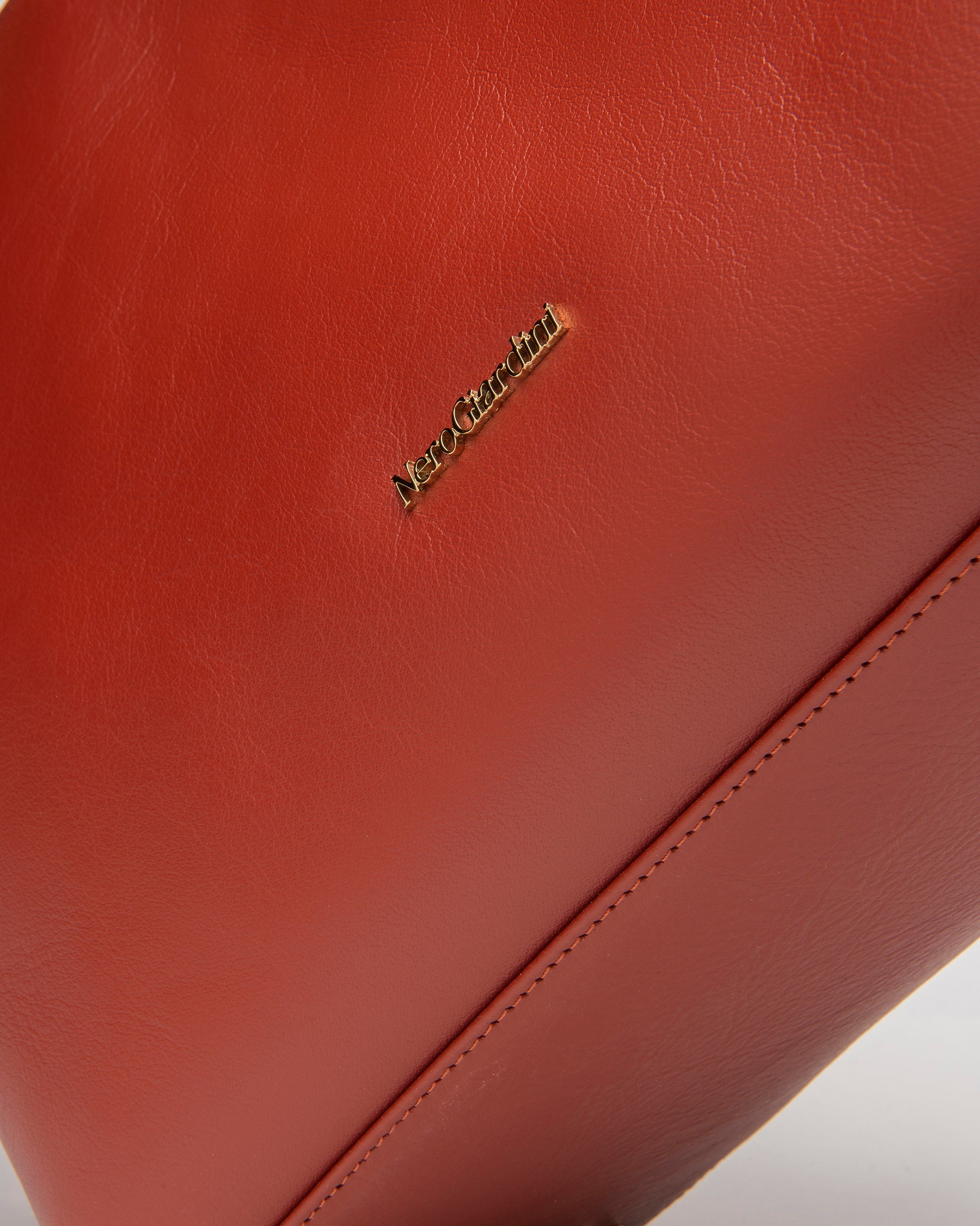 Nerogiardini Sacs Épaule Cuir Femme PZ Véritable