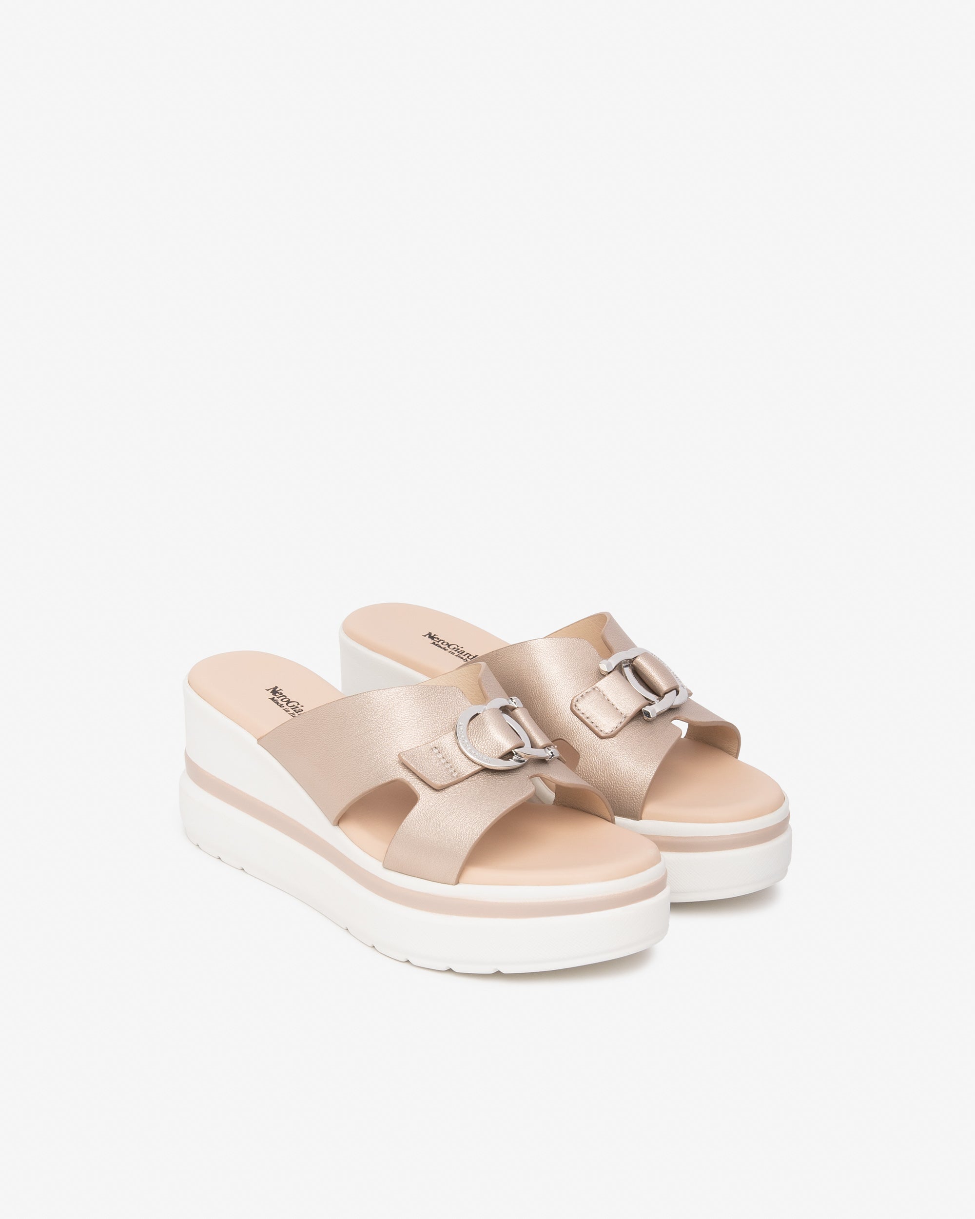 NeroGiardini Mules mules cuir femme été